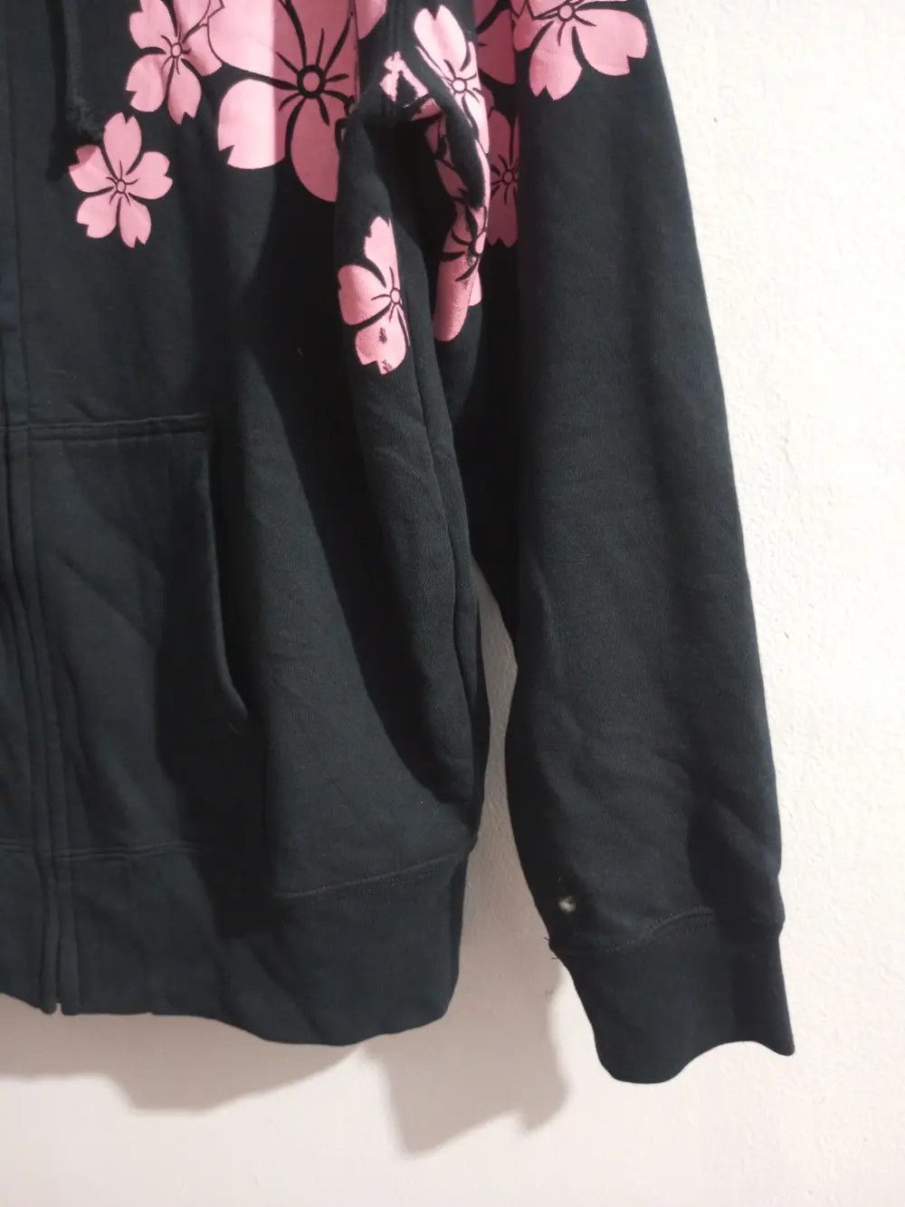 Vintage Vintage japan sakura tattos fur hoodies Size US L / EU 52-54 / 3 - 4 Thumbnail