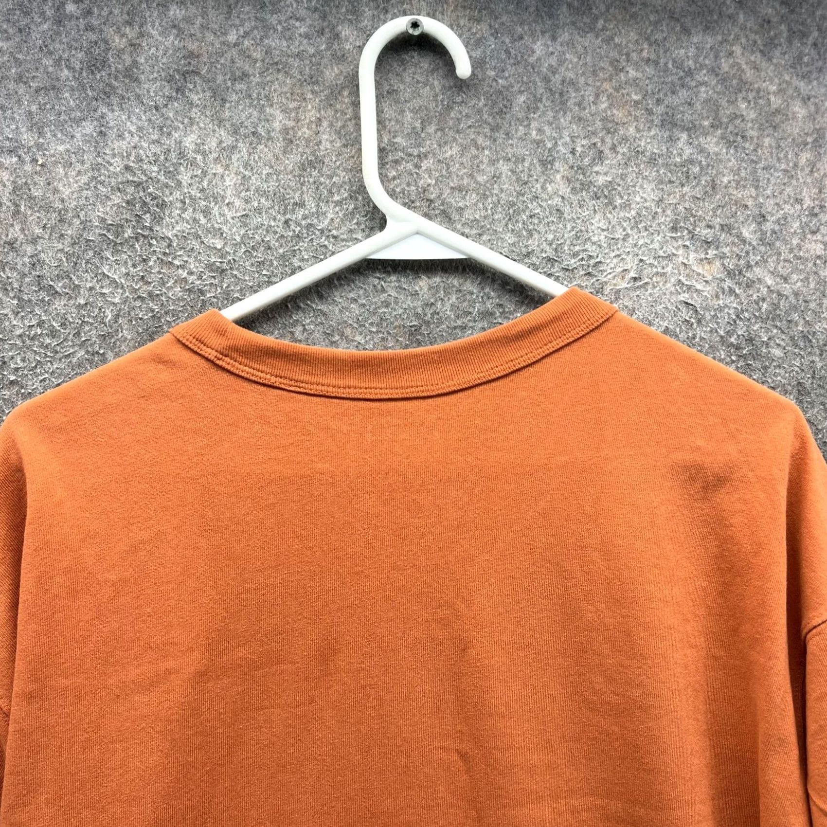 Nike VINTAGE Nike Shirt Mens Large Orange Swoosh Center Logo Tagless Tee Athletic Casual Y2K Mens L Orange Logo Shirt T-Shirt Sports Summer Refined Size US L / EU 52-54 / 3 - 7 Thumbnail