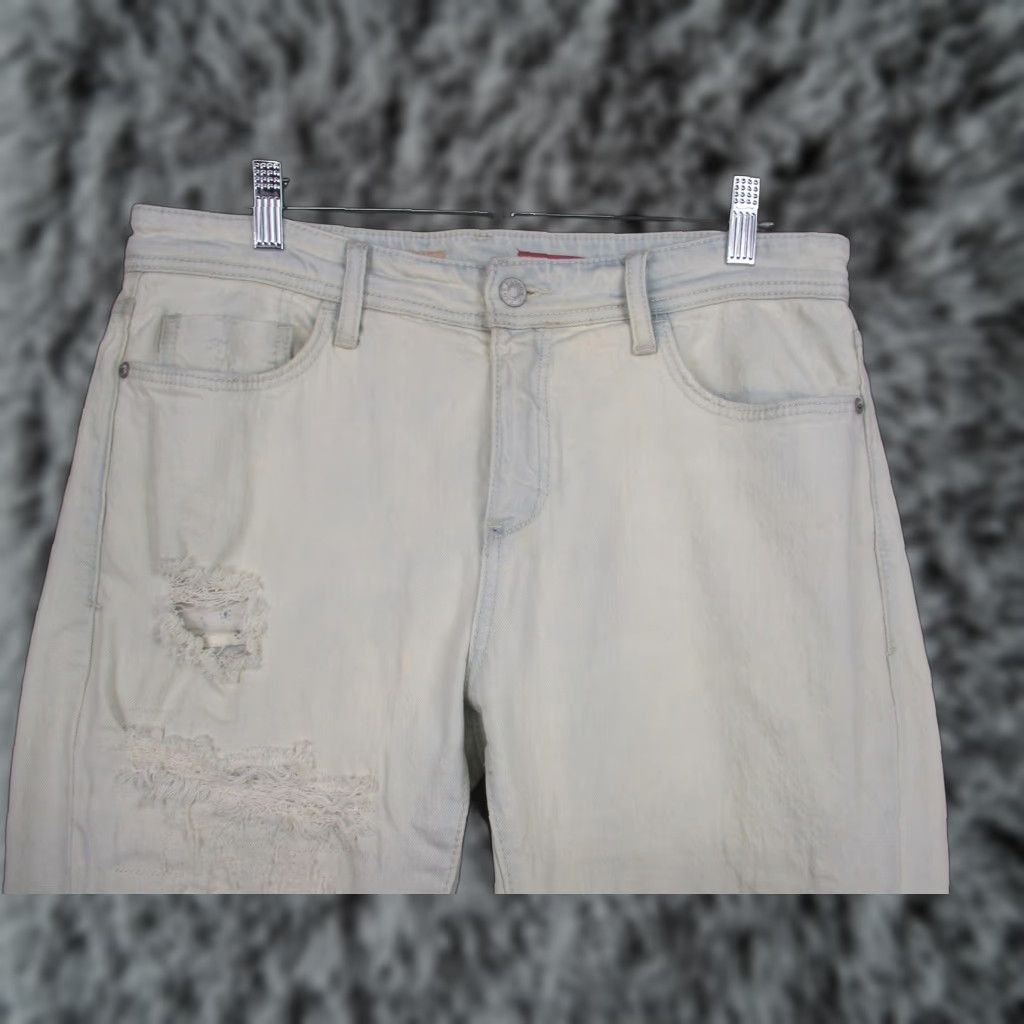 Vintage Pilcro Jeans Womens 28 White Distressed Slim Boyfriend Mid Rise Denim Ripped Pants Size 28" / US 6 / IT 42 - 1 Thumbnail