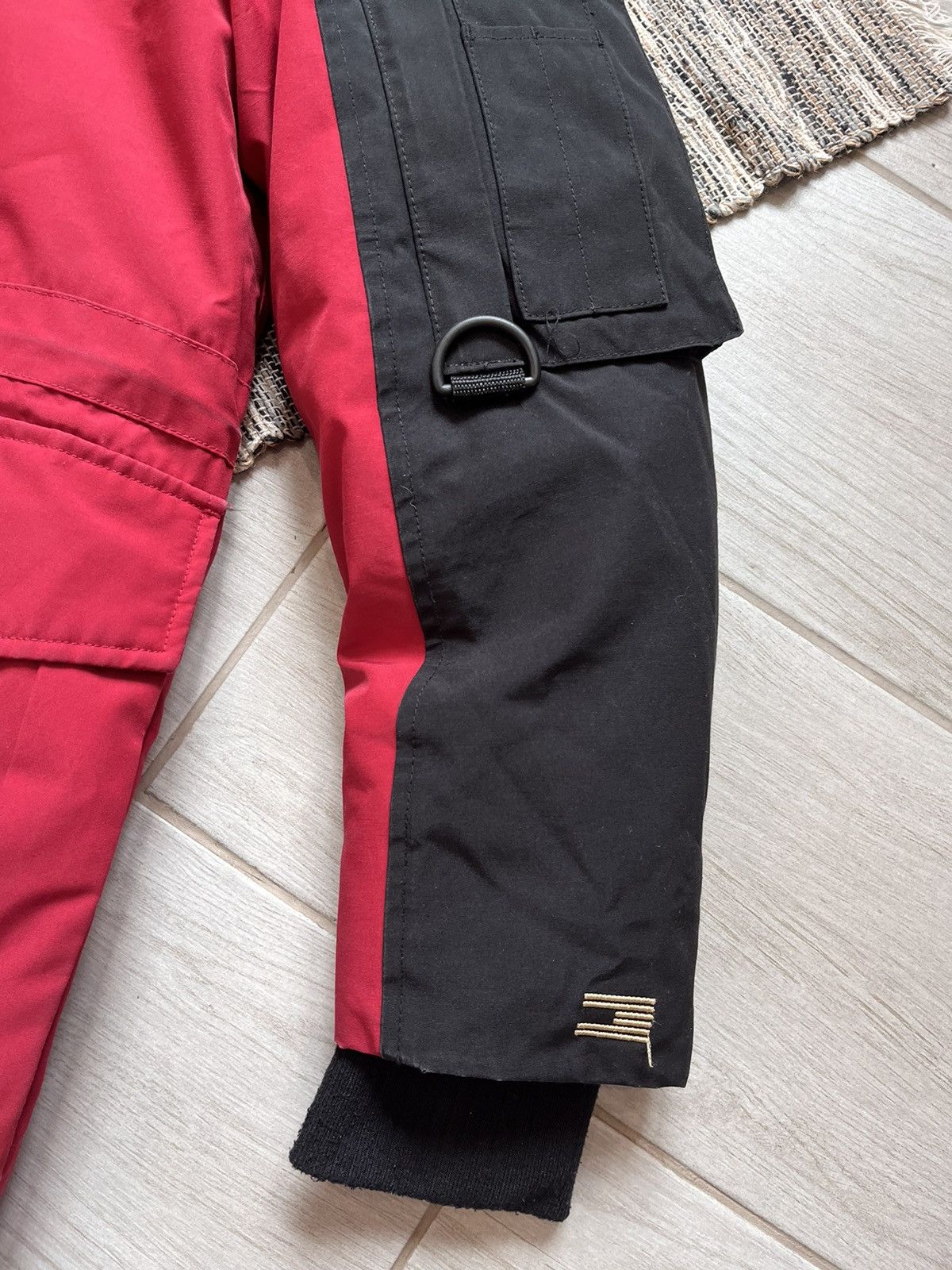 Tommy Hilfiger Tommy Hilfiger Parka Women's down jacket red minimalistic Size XS / US 0-2 / IT 36-38 - 9 Thumbnail