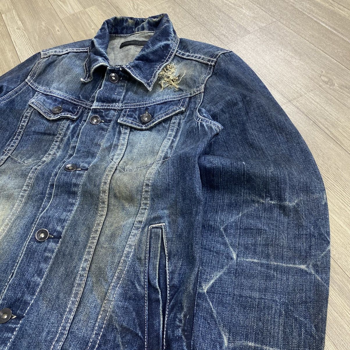 GOSTAR DE FUGA Vintage Fuga Distressed Faded Denim Jacket Ifsix Lgb Style Size US M / EU 48-50 / 2 - 4 Thumbnail