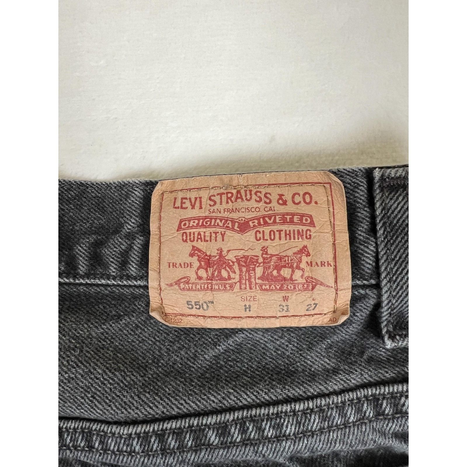 Levi's VTG Levis 550 Jeans Mens 30x27 Black Relaxed Fit Husky Denim Size US 30 / EU 46 - 5 Thumbnail