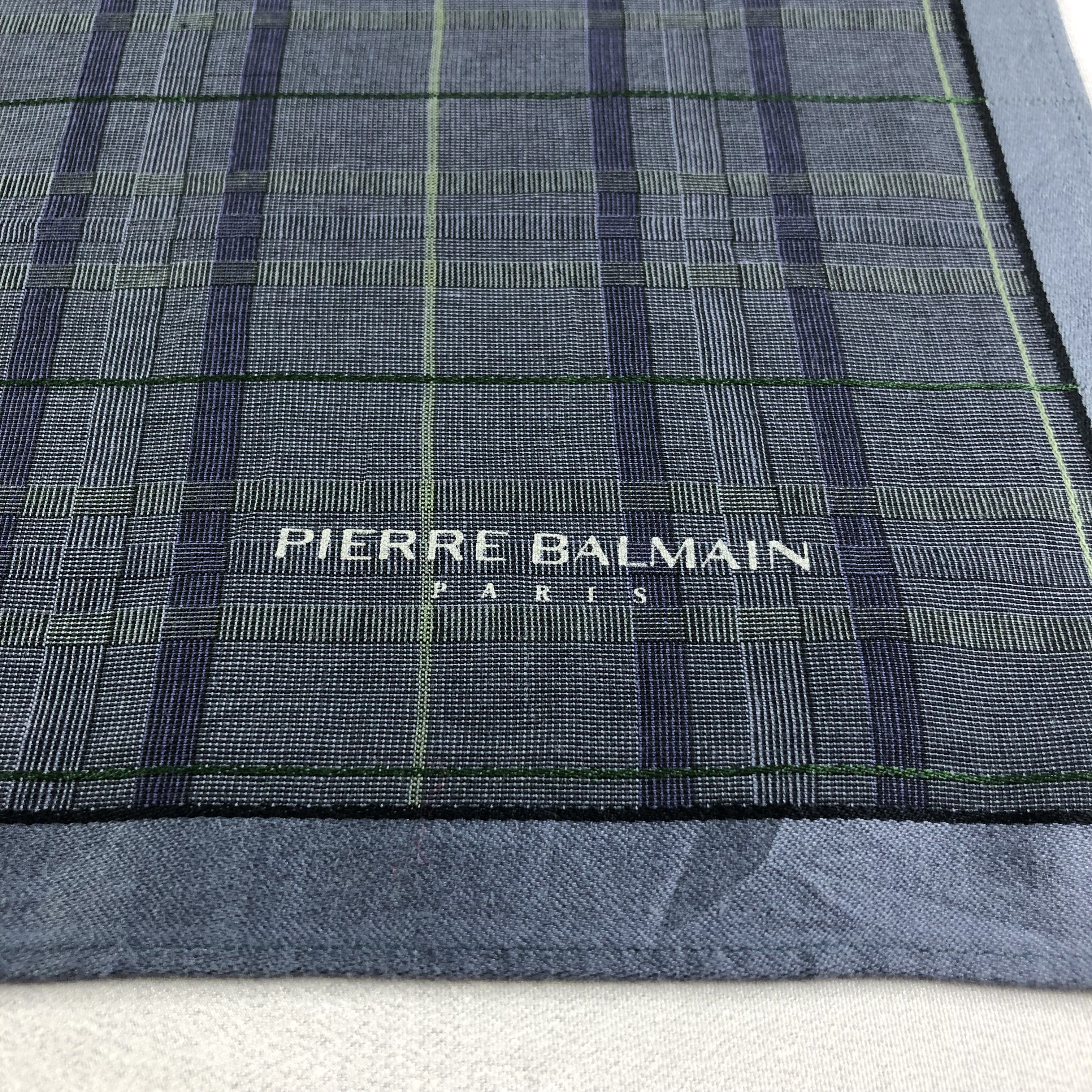 Pierre Balmain × Vintage Pierre Balmain Handkerchief Neckerchief Bandana H2154 Size ONE SIZE - 4 Thumbnail