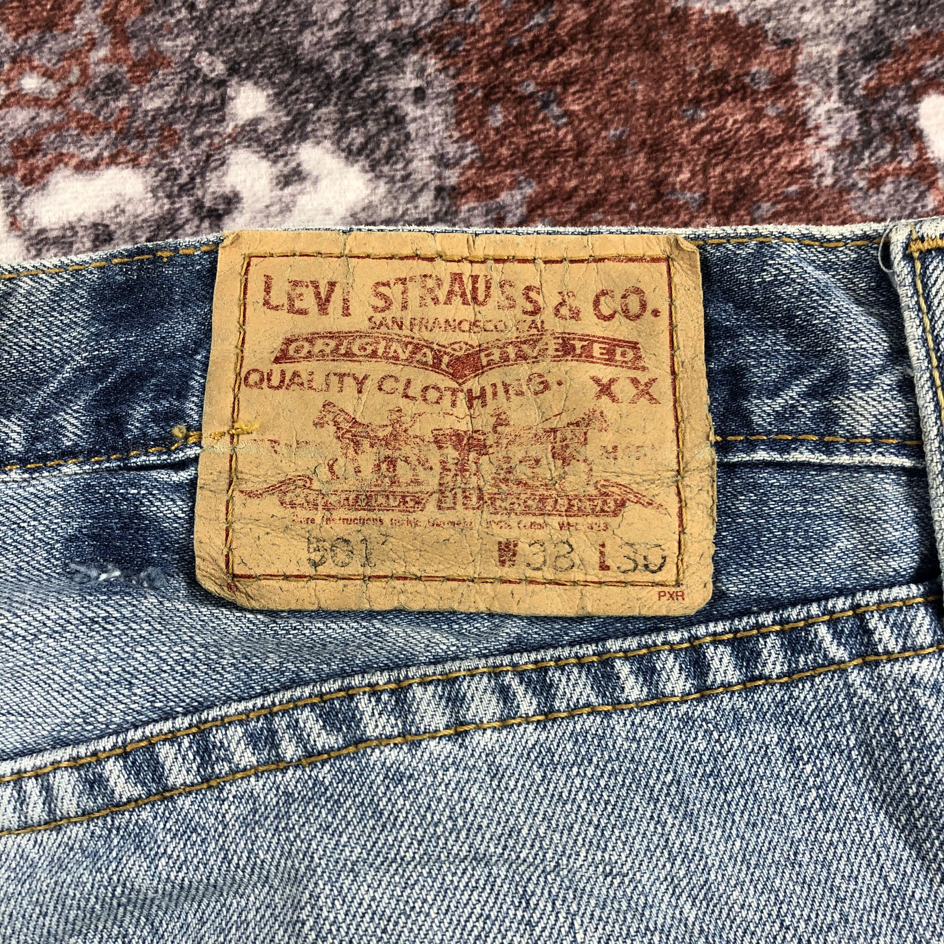 Levi's × Vintage 90s Vintage Light Wash Levis 501 Jeans-JM2180 Size US 35 - 6 Thumbnail