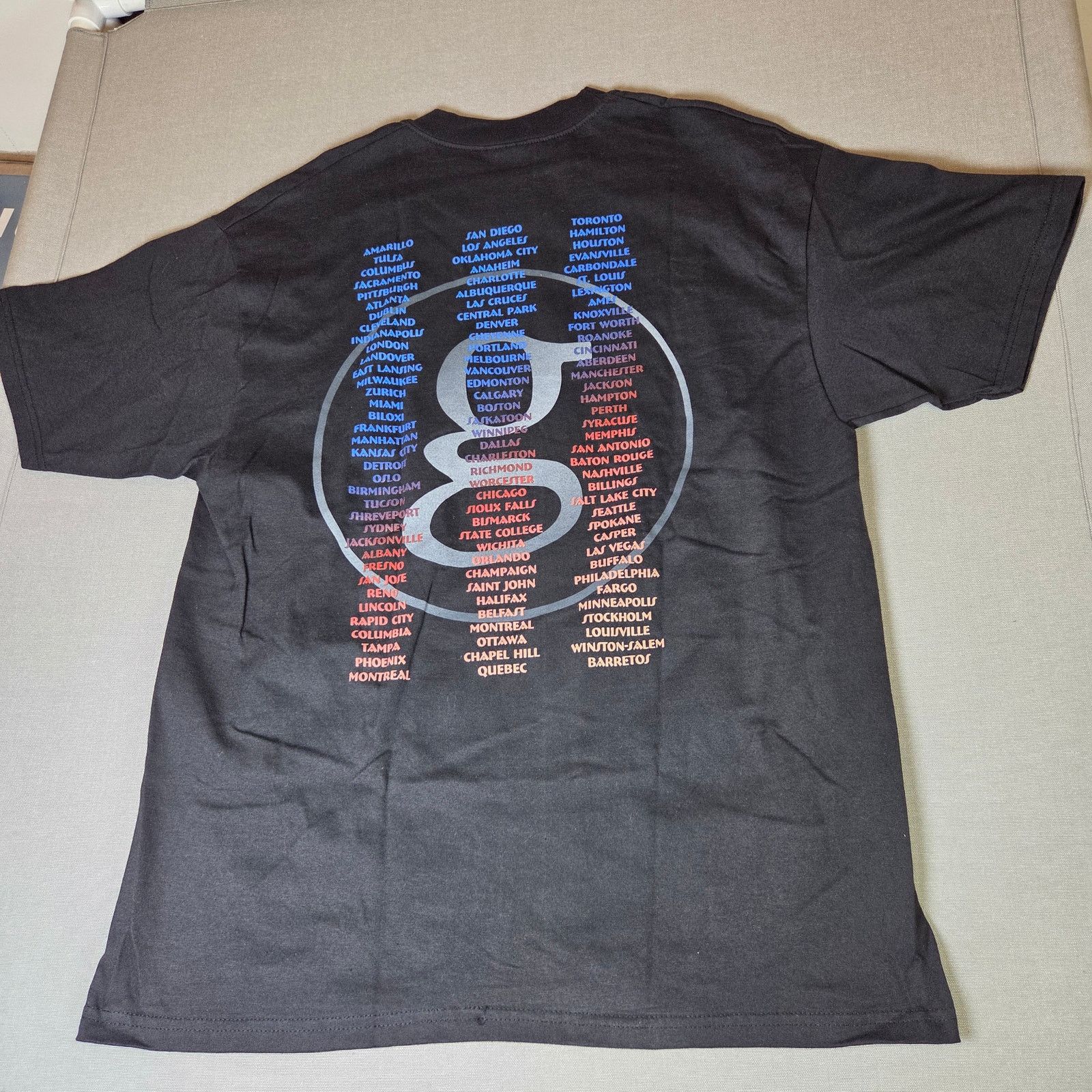 Hanes Garth Brooks 1993 Blue Rose Tour Shirt XL Vintage Tee Size US XL / EU 56 / 4 - 6 Thumbnail