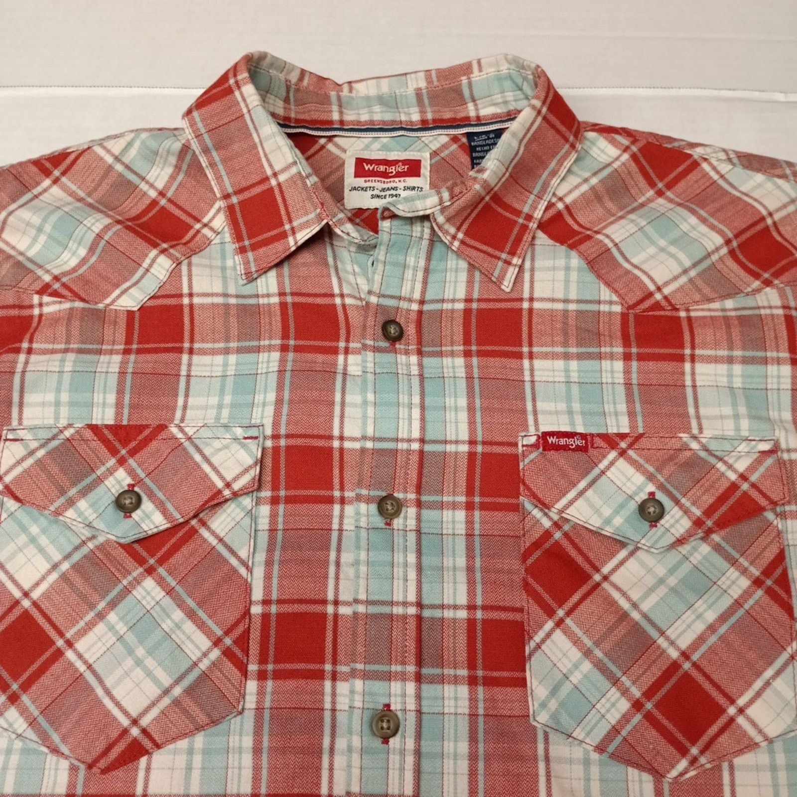 Wrangler Wrangler Cowboy Wash Shirt Men's Size L Red Sky Blue Plaid Size US L / EU 52-54 / 3 - 3 Thumbnail