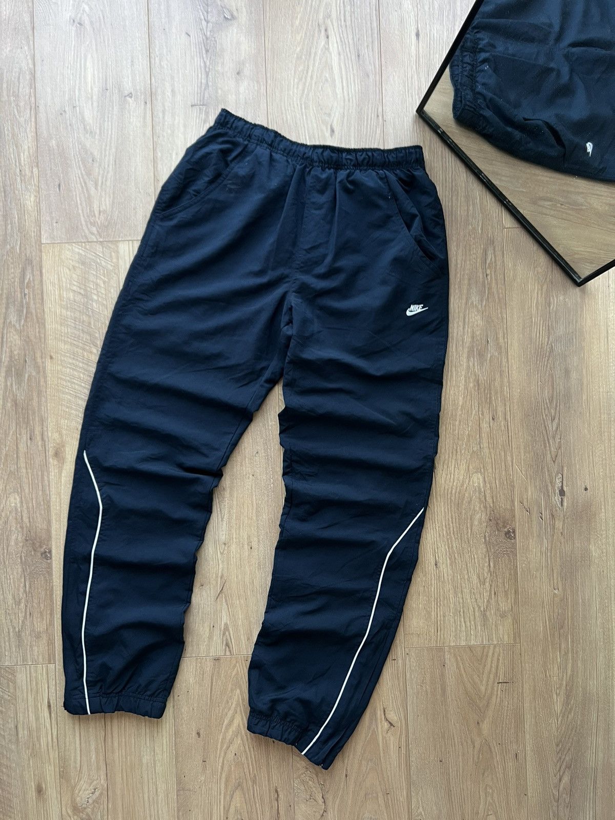 00’s NIKE SWOOSH LOGO GORPCORE TRACK PANTS Y2K