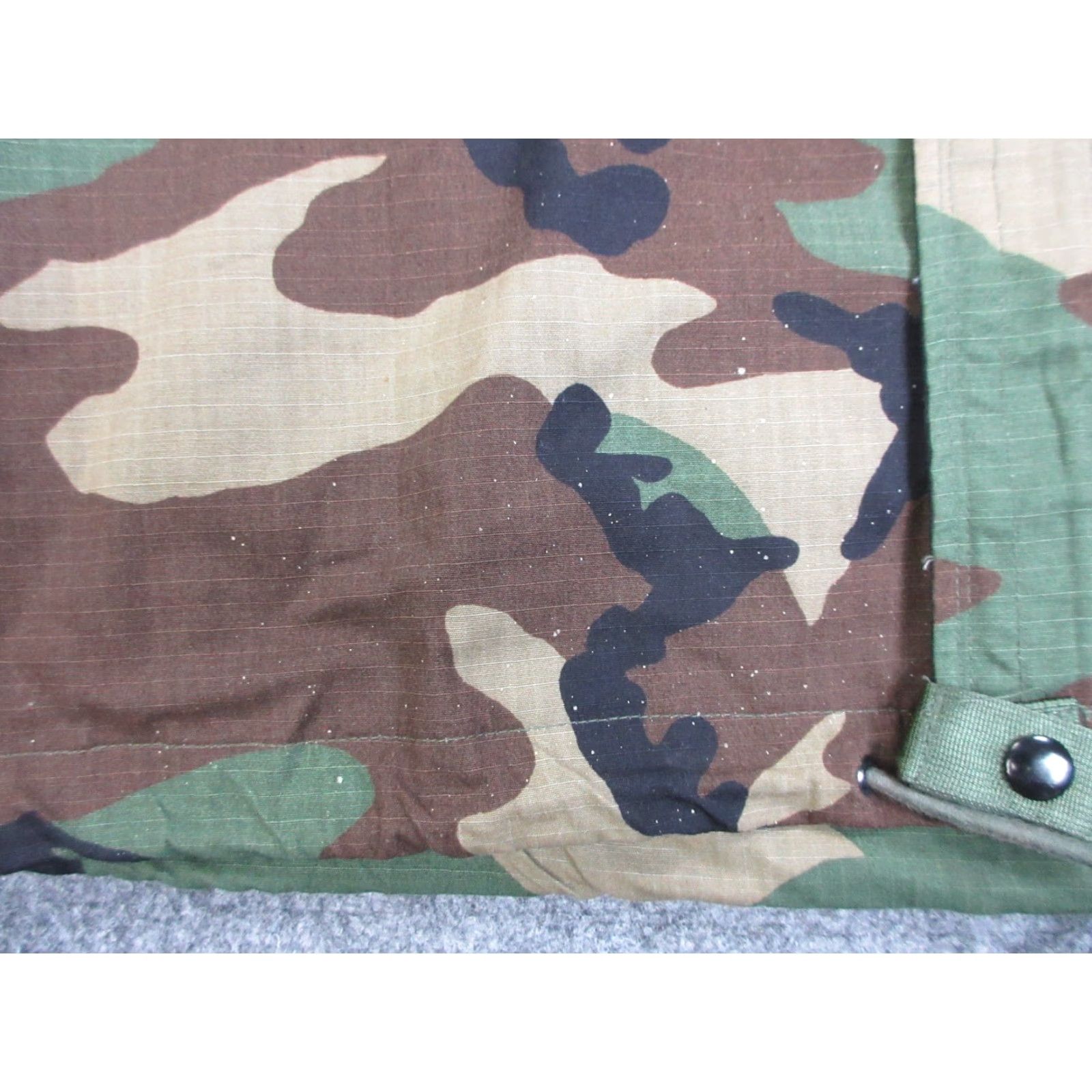Vintage Military Jacket Green Camouflage Hooded Workwear Coat Size US M / EU 48-50 / 2 - 4 Thumbnail