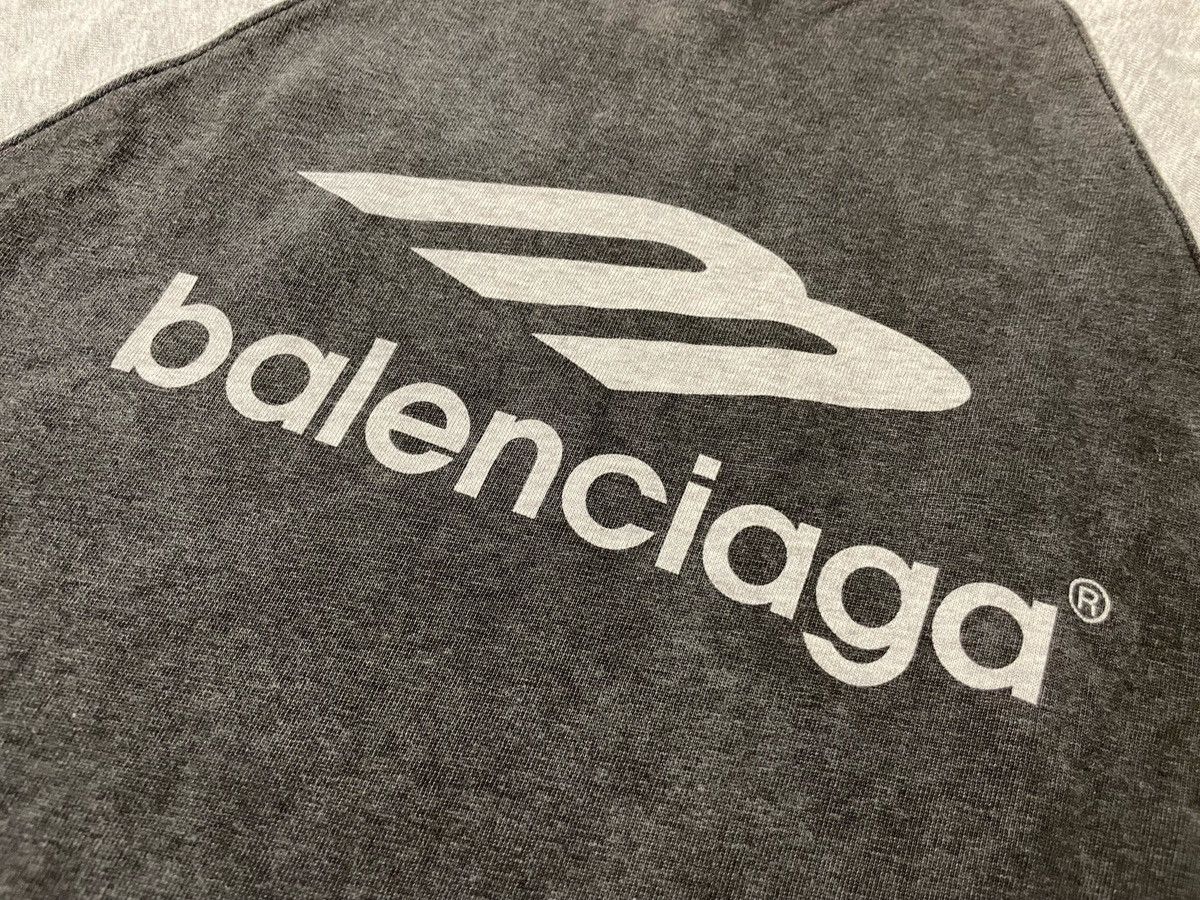 Balenciaga Balenciaga 3B Logo Oversized Tee Size US M / EU 48-50 / 2 - 10 Thumbnail