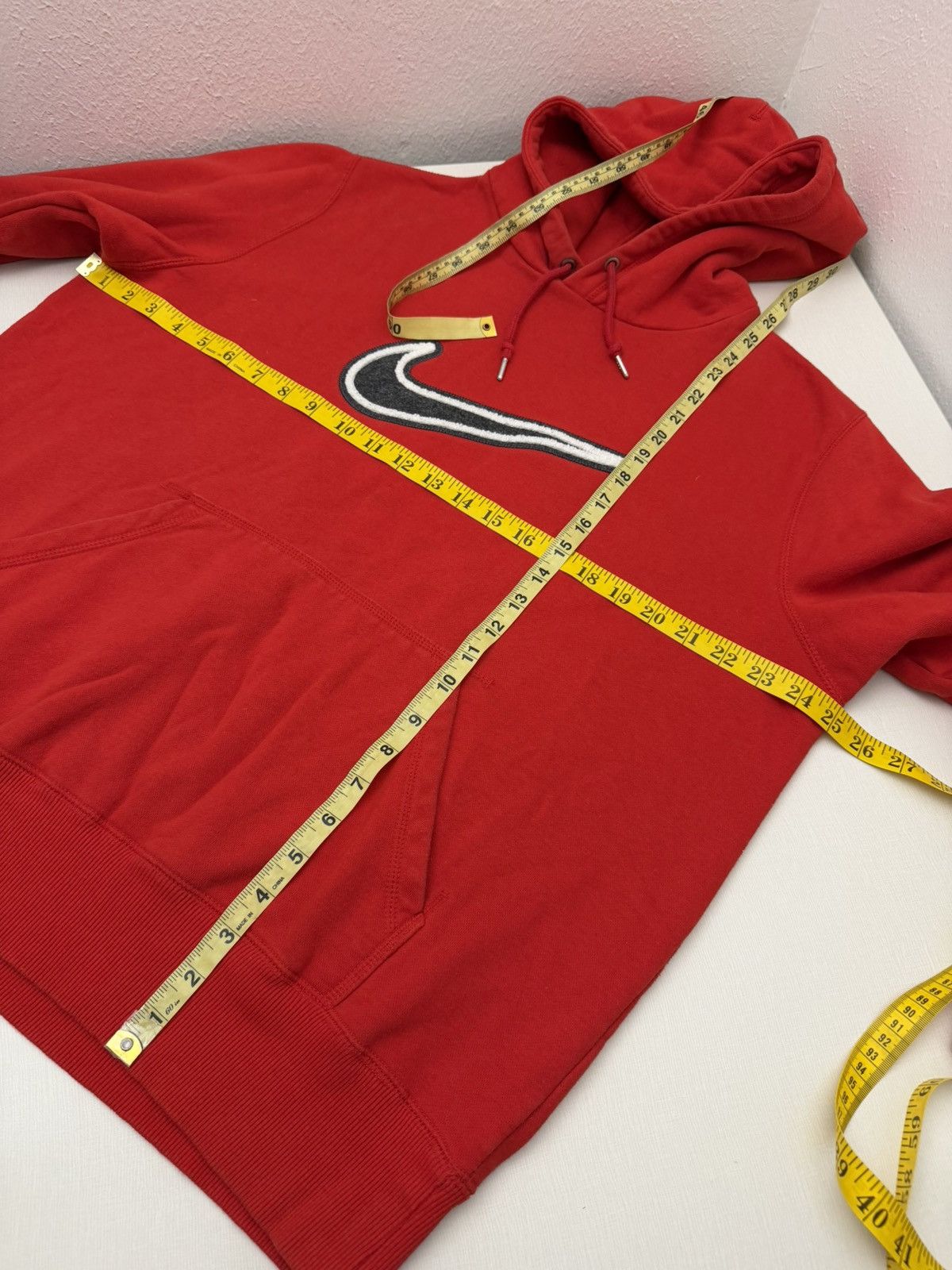 Nike Nike Check Swoosh Embroidered Logo Red Hoodie Size Large Size US L / EU 52-54 / 3 - 8 Thumbnail