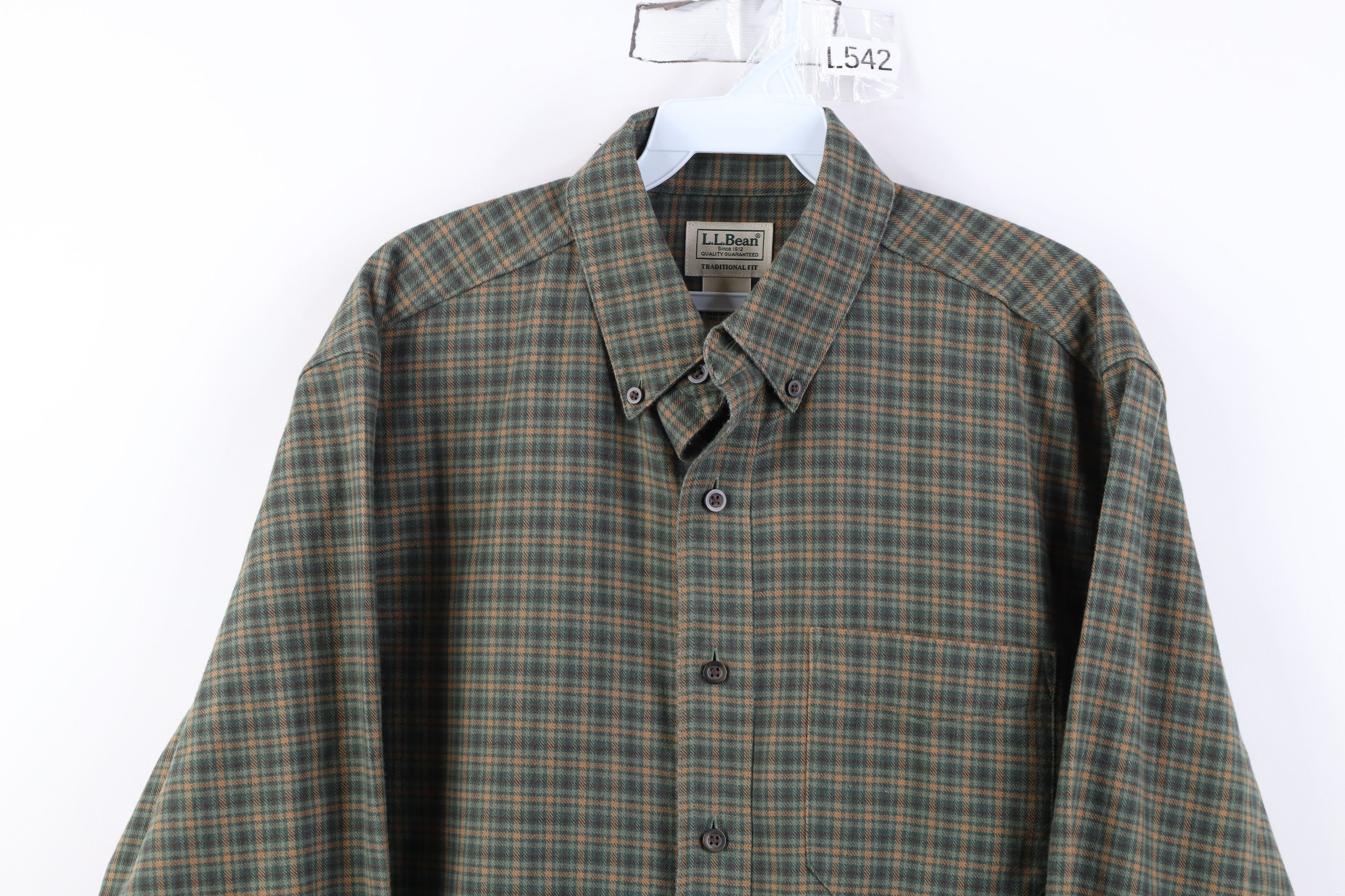 L.L. Bean Vintage LL Bean Flannel Collared Button Down Shirt Plaid Size US M / EU 48-50 / 2 - 2 Thumbnail