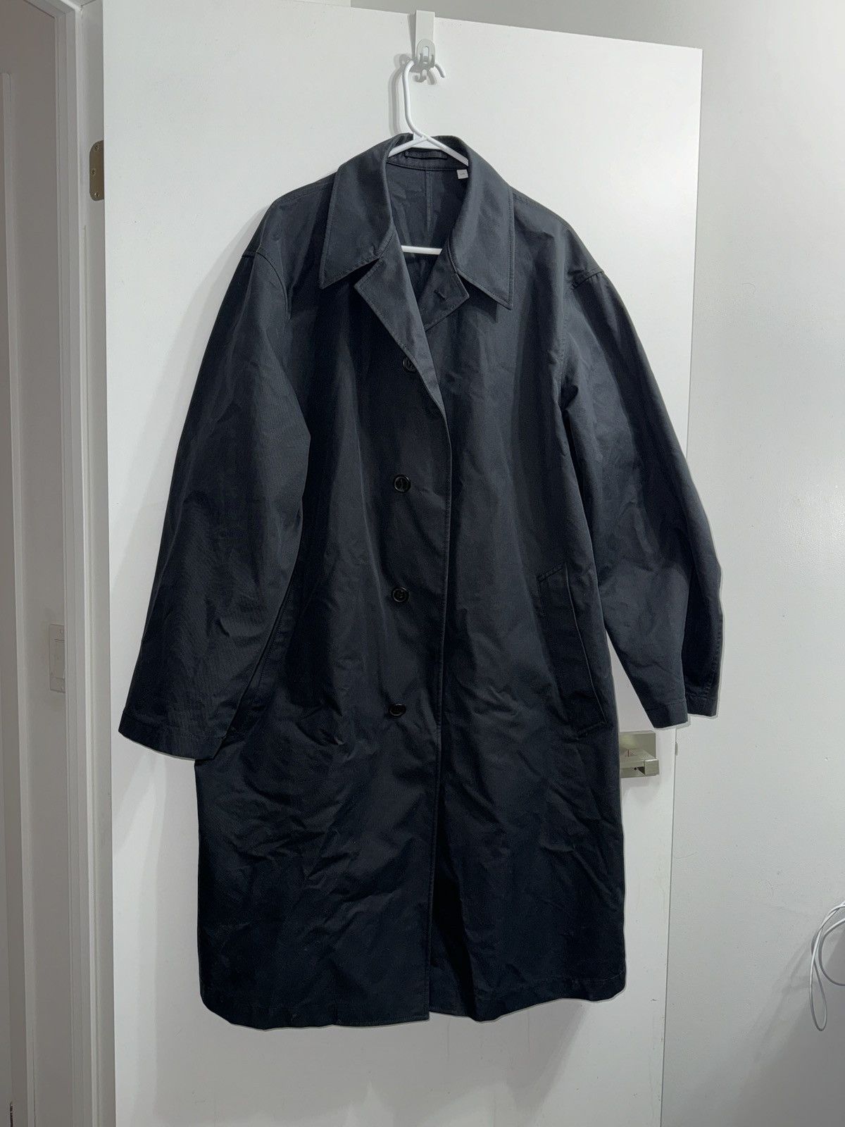 Lemaire × Uniqlo Lemaire x Uniqlo U series breasted trench coat Size US L / EU 52-54 / 3 - 3 Thumbnail