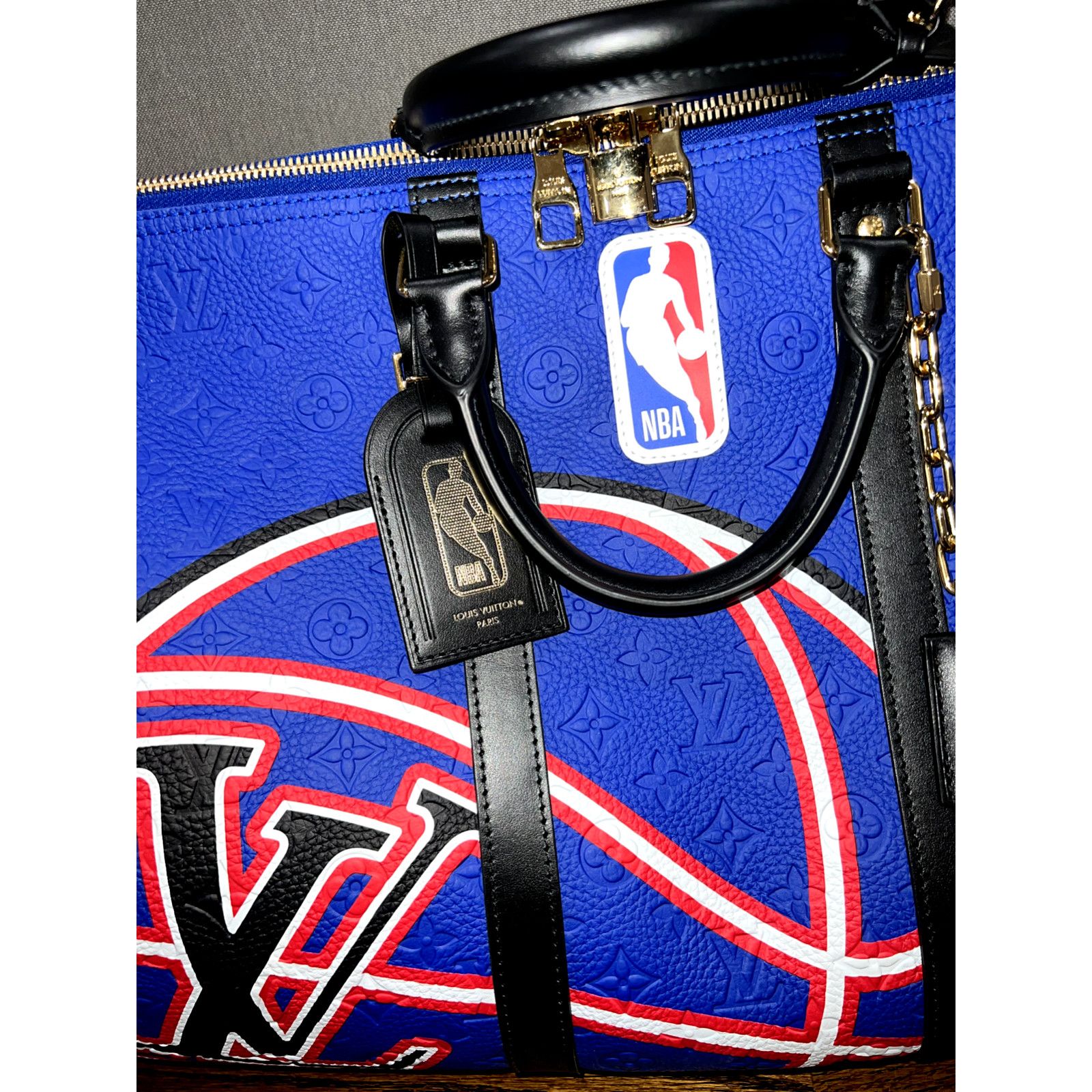 Louis Vuitton Louis Vuitton Keepall Bandouliere NBA Basketball Travel Bag Size ONE SIZE - 4 Thumbnail