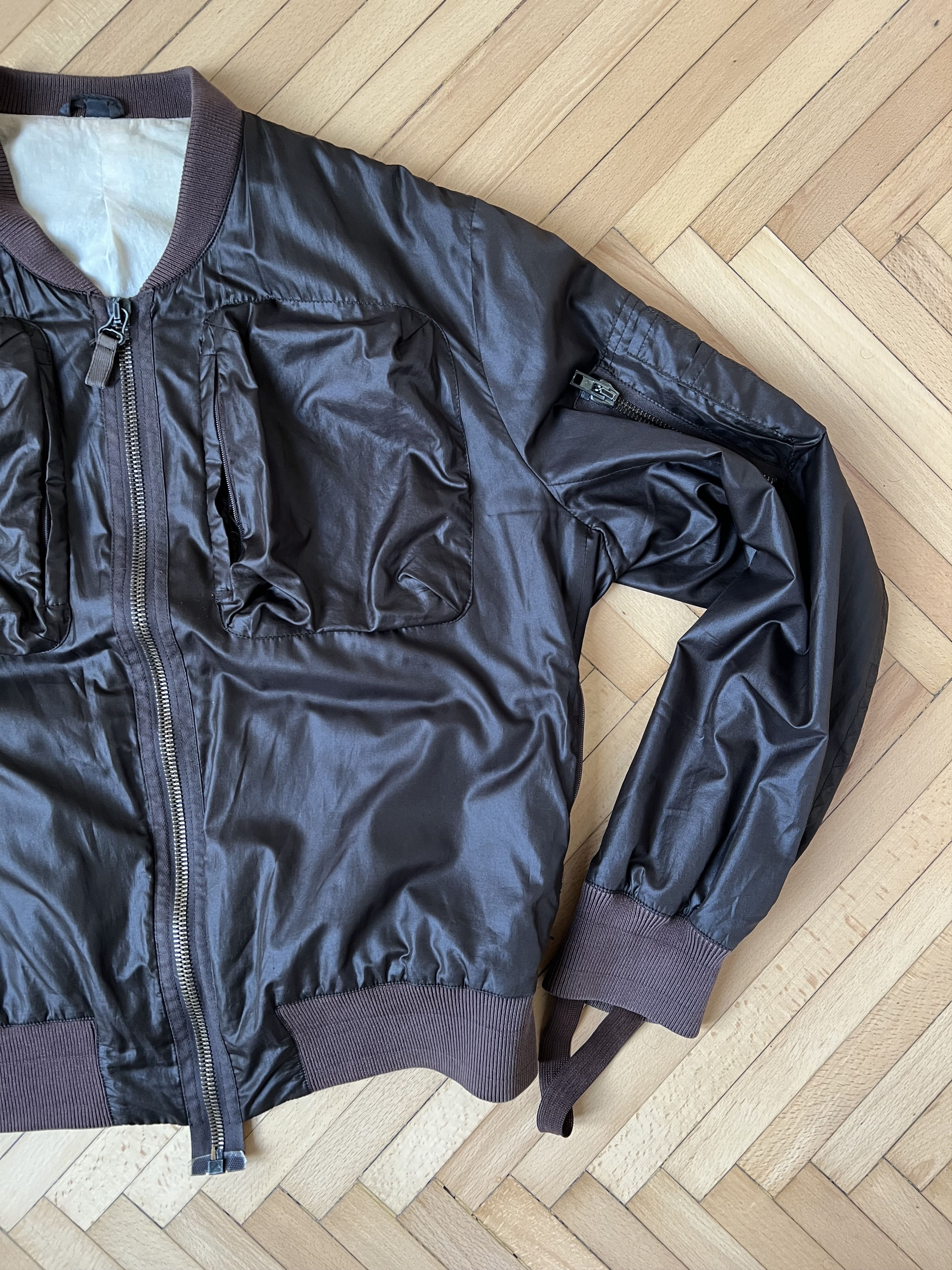 Helmut Lang HELMUT LANG satin cargo pocket bomber made in Italy Size US L / EU 52-54 / 3 - 14 Thumbnail