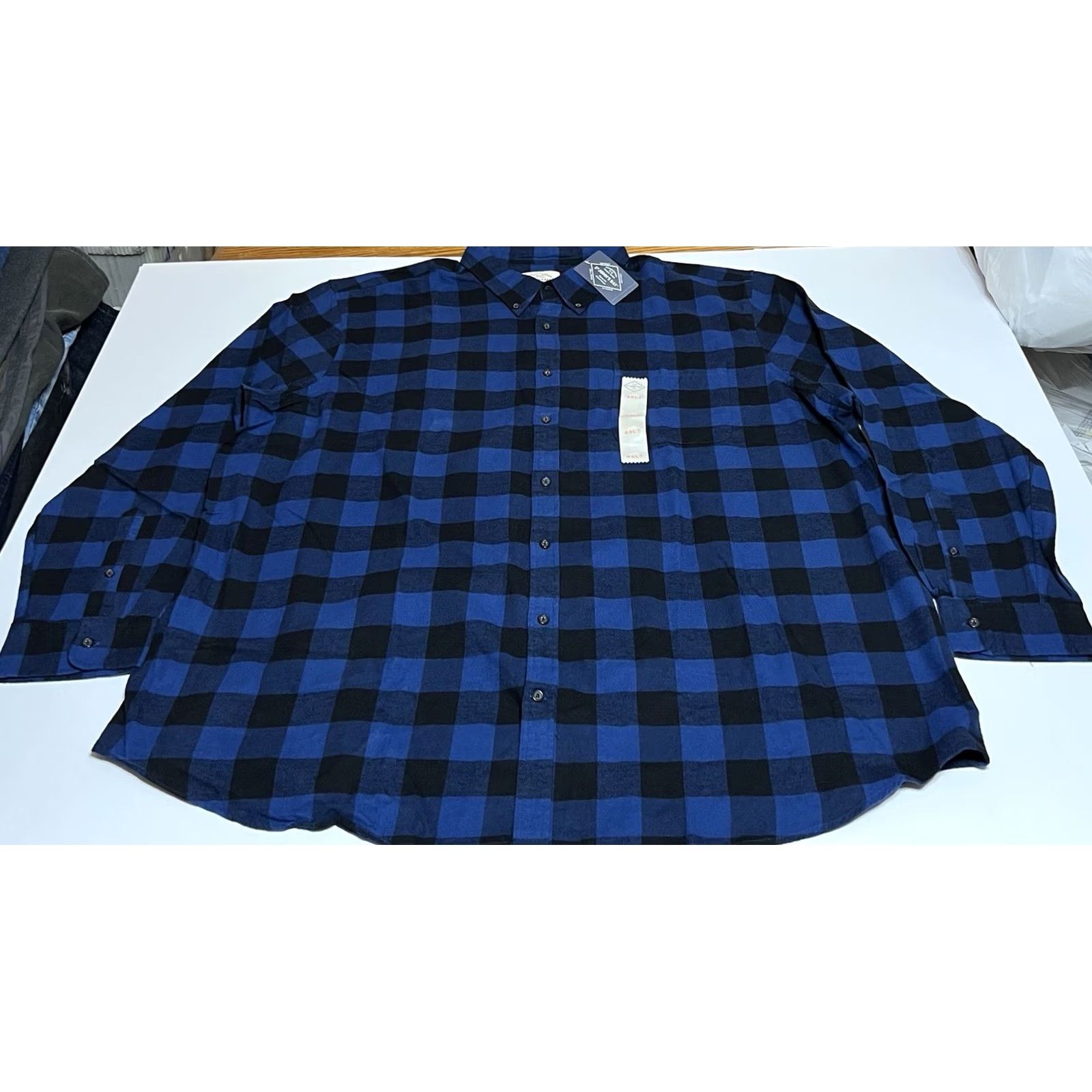 Vintage St. John's Bay Flannel Shirt Mens 4XLT Super Soft Plaid Button Up Blue Big Tall Size US XXL / EU 58 / 5 - 2 Thumbnail