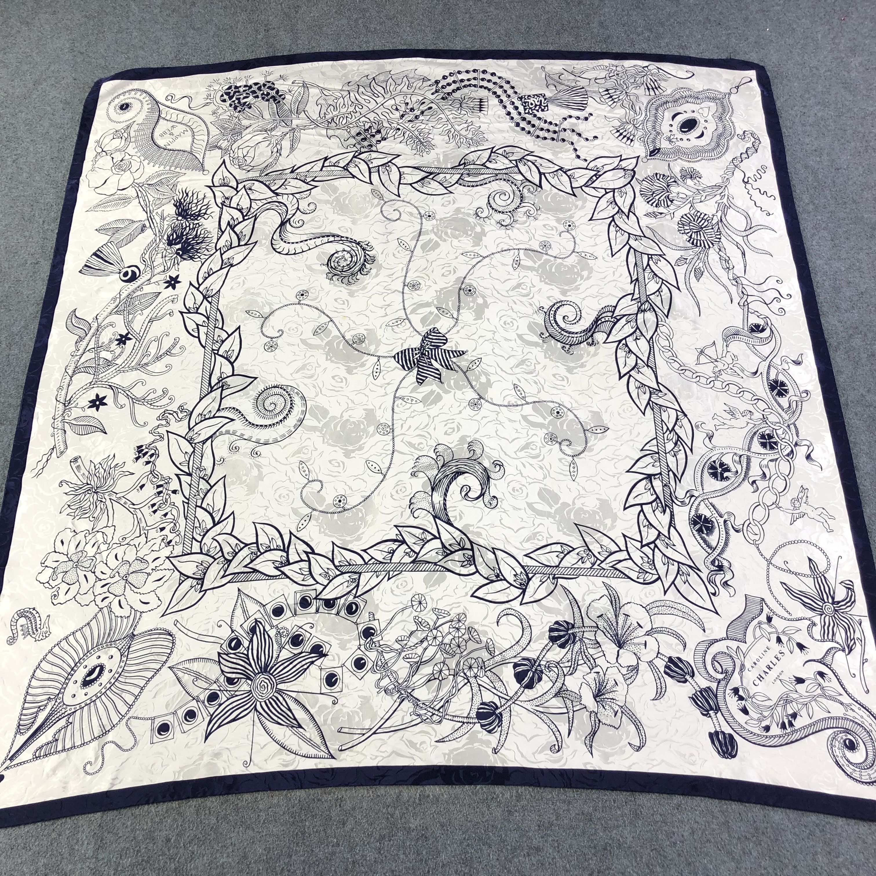 Japanese Brand Vintage Caroline Charles Silk Scarf M787 Size ONE SIZE - 1 Thumbnail