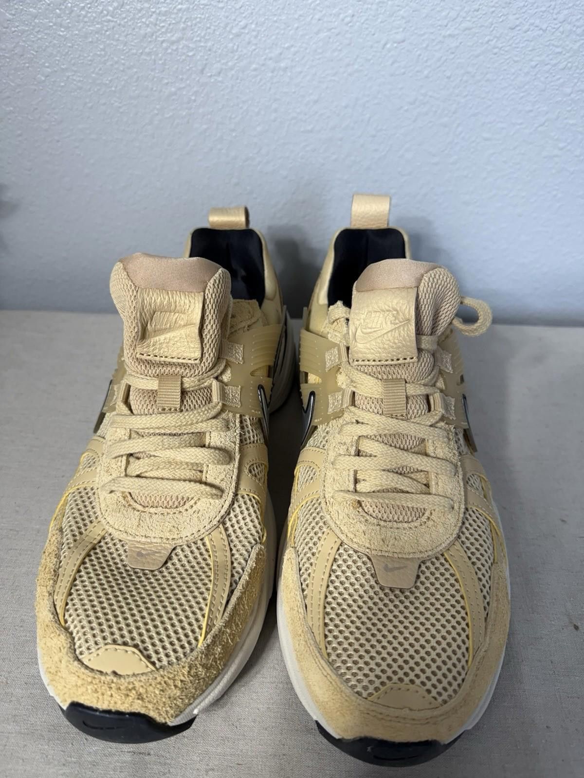 Nike Size Woman 12 , Men 10.5 - Nike V2K Run Sesame W Size US 12 / IT 42 - 4 Thumbnail