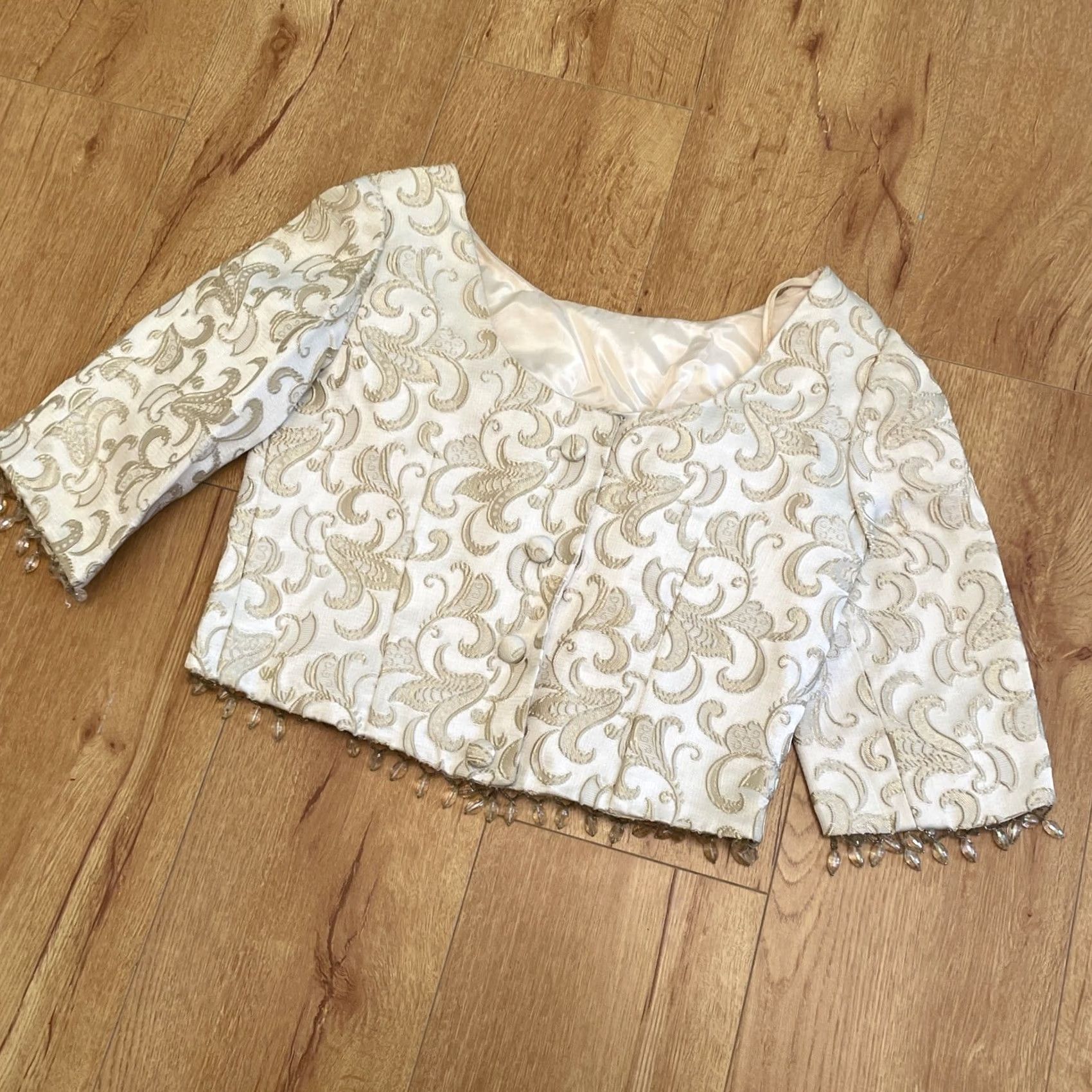 Vintage VINTAGE Cream Bead Fringe Floral Brocade Metallic Crop Top Size 12 Button Up Back Womens Eveningwear 1990s Ivory Size XL / US 12-14 / IT 48-50 - 6 Thumbnail