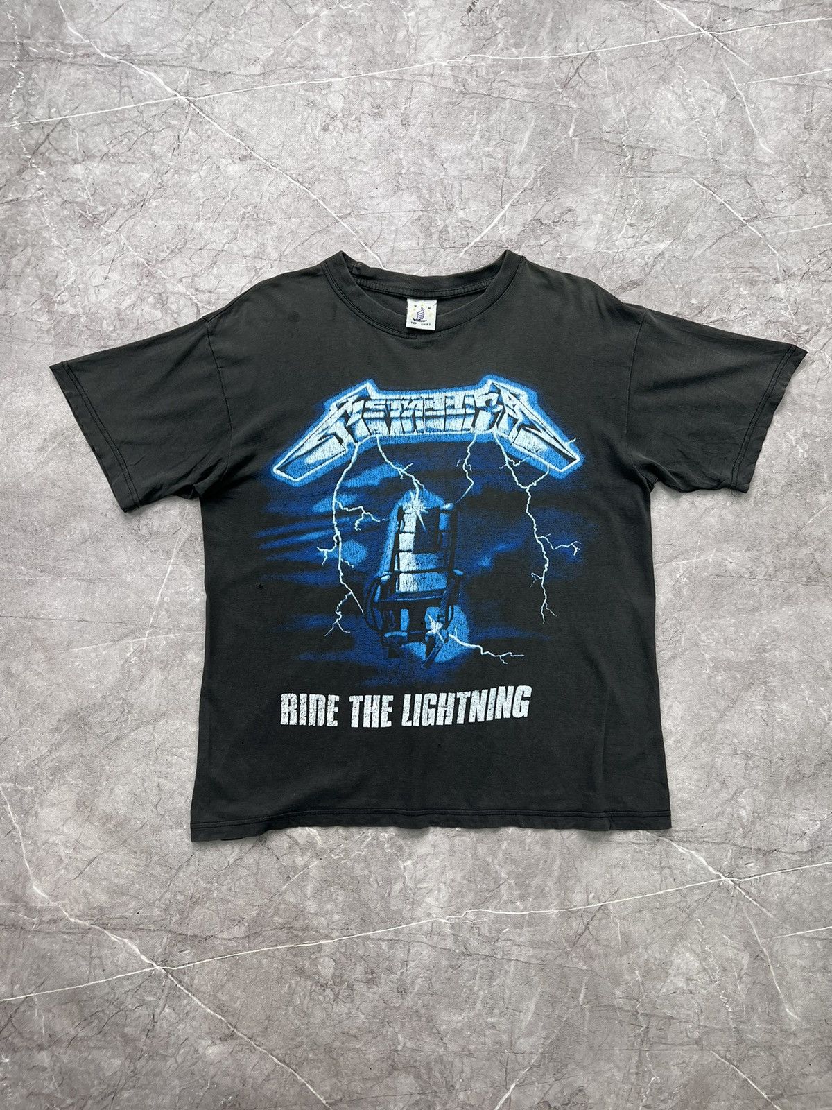 Metallica × Vintage Metallica Ride The Lightning band t-shirts size M sun faded Size US M / EU 48-50 / 2 - 1 Thumbnail