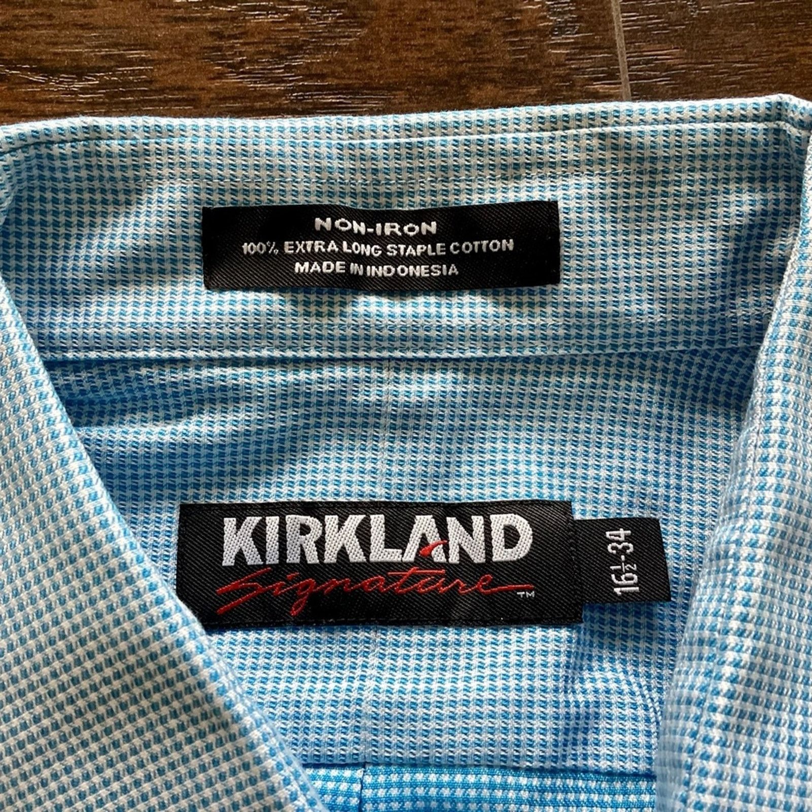 Kirkland Signature Kirkland Signature Button Down Size US M / EU 48-50 / 2 - 3 Thumbnail