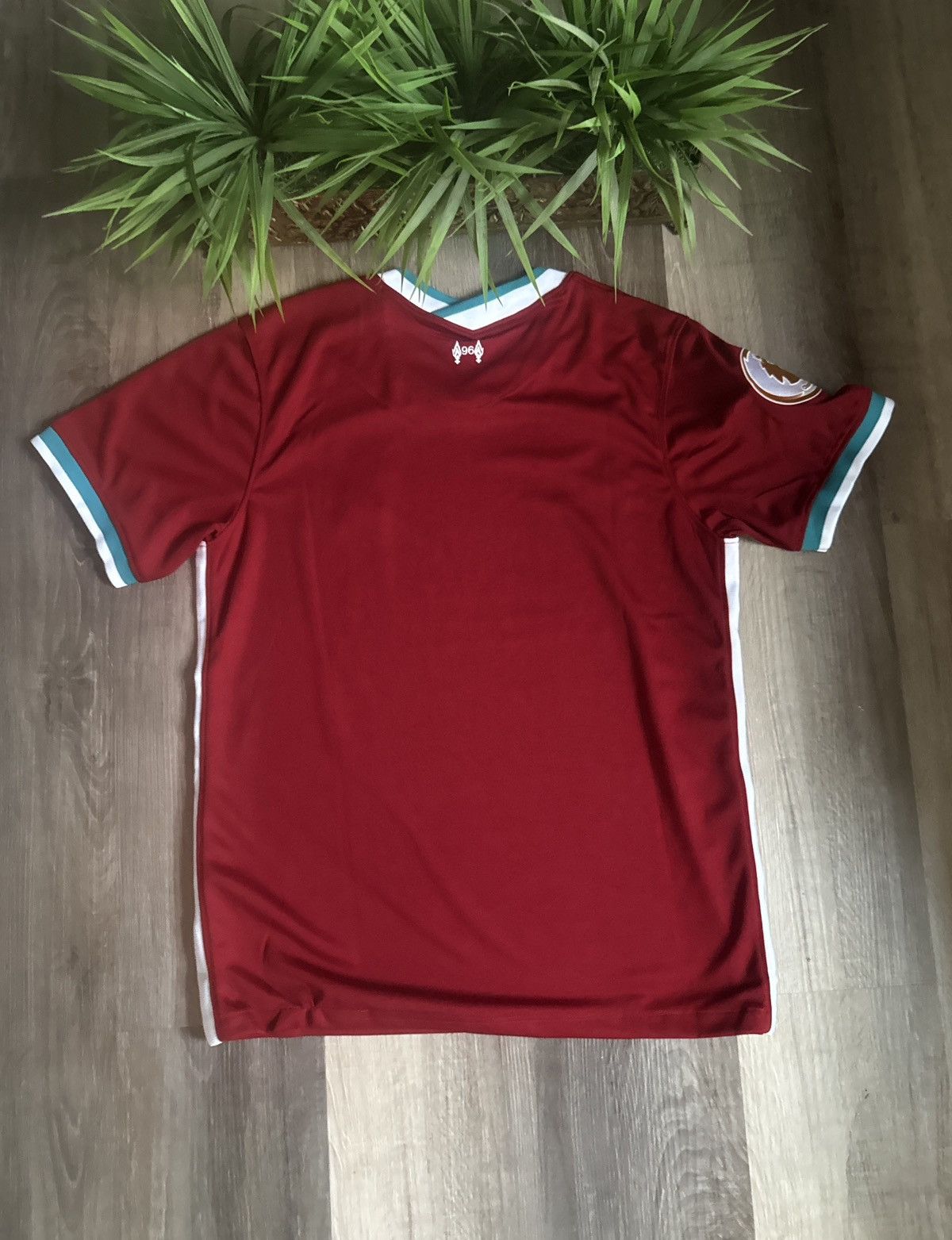 Nike Liverpool 2020/21 Nike Home Red Soccer Jersey LVP Ftball Sht Size US M / EU 48-50 / 2 - 5 Thumbnail
