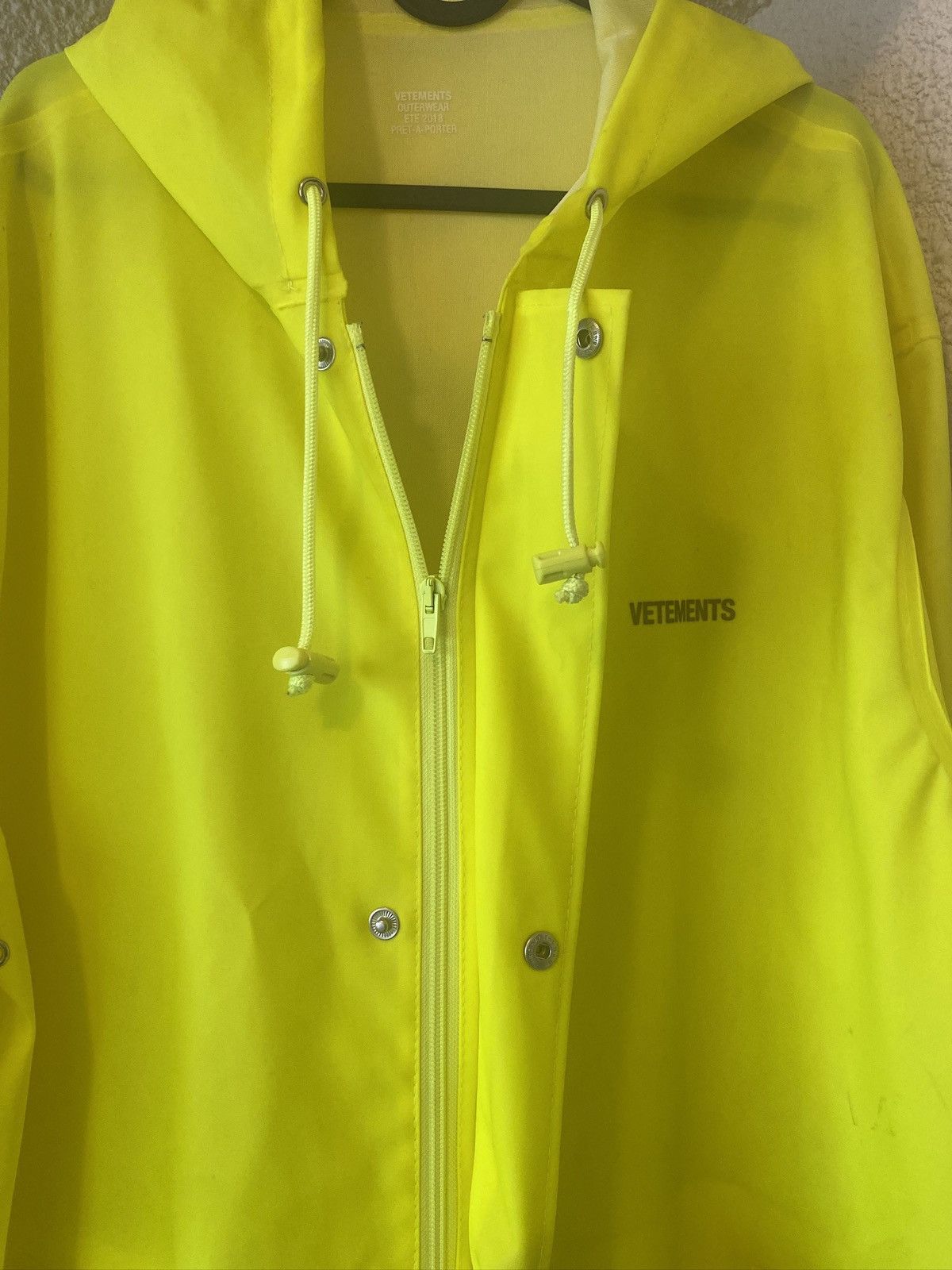Men's Vetements Raincoats | Grailed