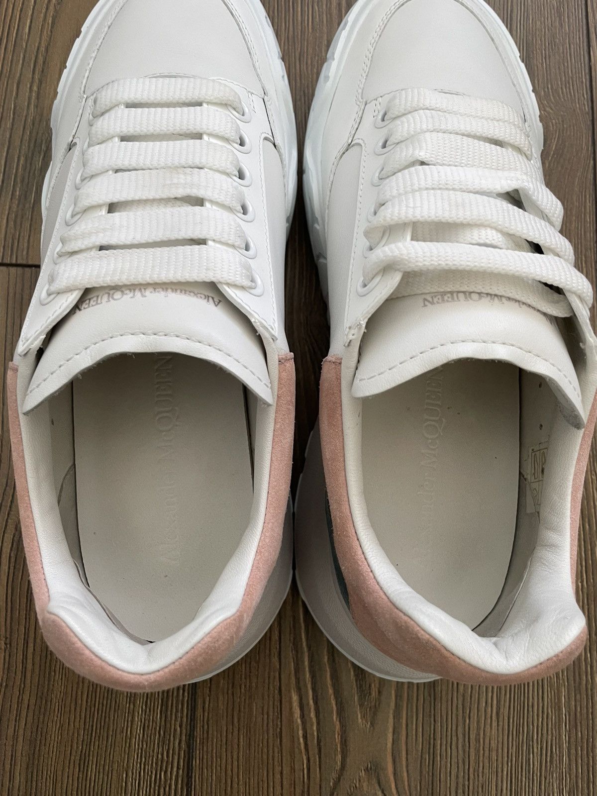 Alexander McQueen Alexander McQueen Court Leather Low Top Sneakers Women’s Size US 10 / IT 40 - 6 Thumbnail