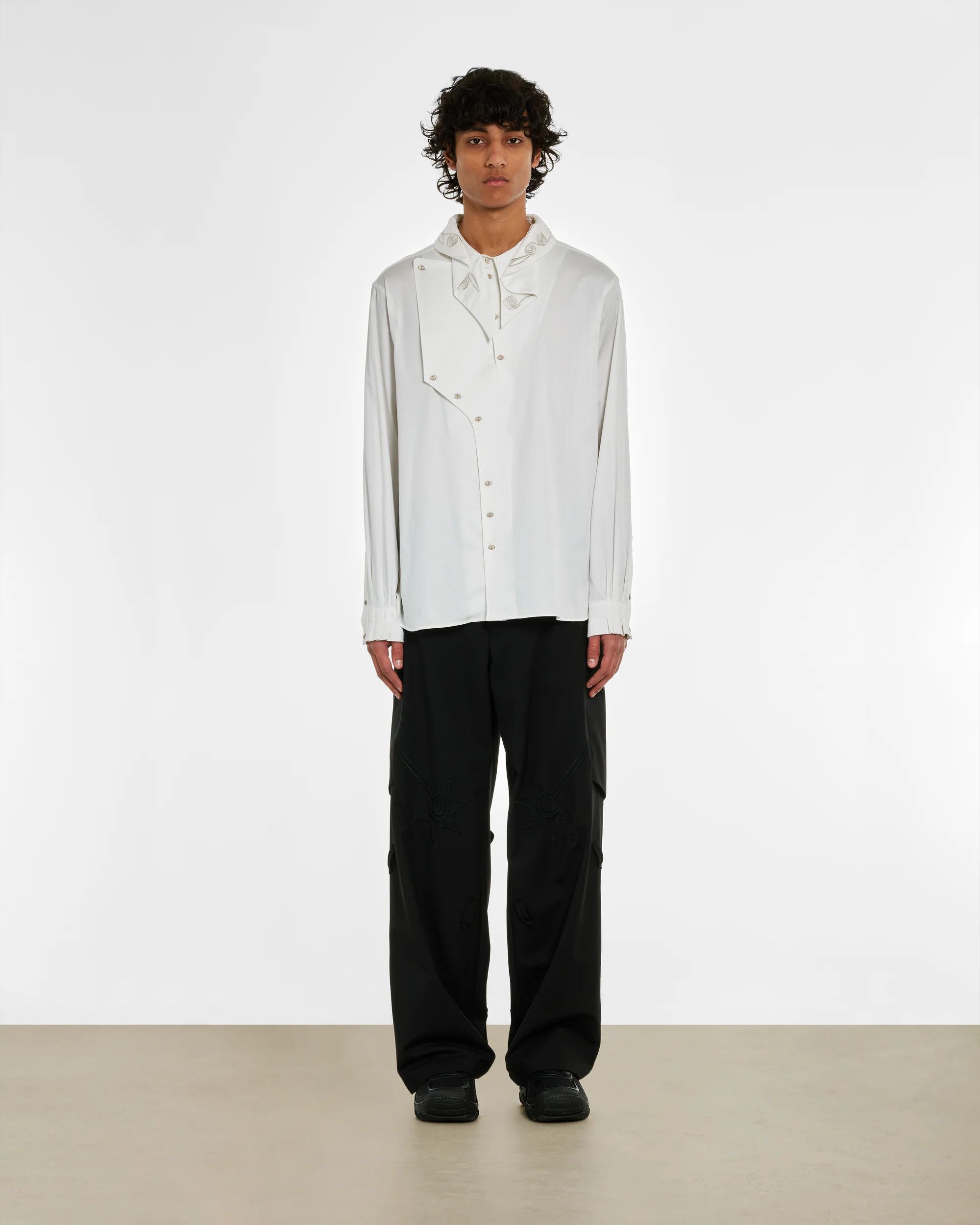 Kiko Kostadinov Kiko Kostadinov Nesebur Embroidered Shirt Size US S / EU 44-46 / 1 - 3 Thumbnail