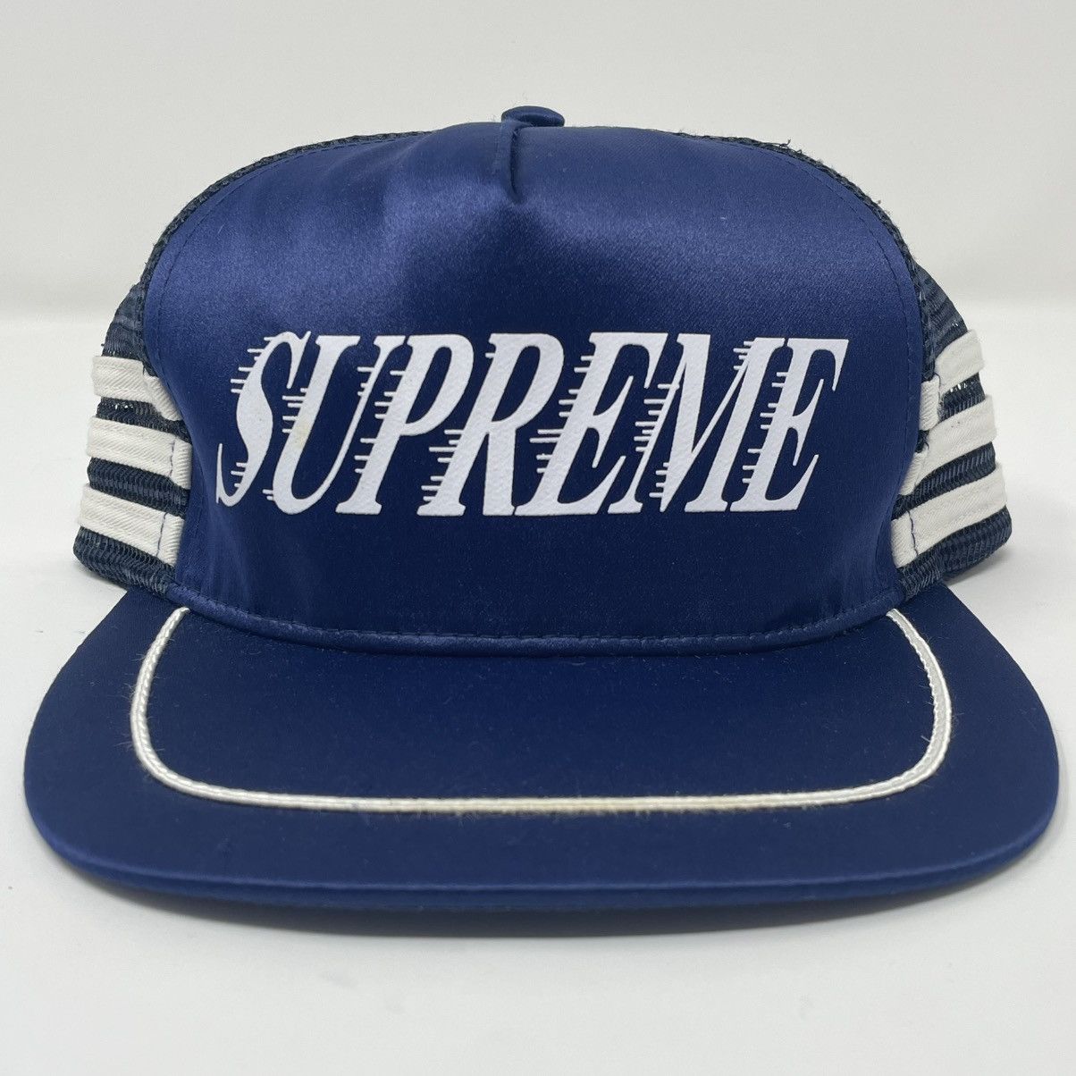 Supreme Supreme SS2011 Kings Satin Mesh Trucker Hat Size ONE SIZE - 1 Thumbnail