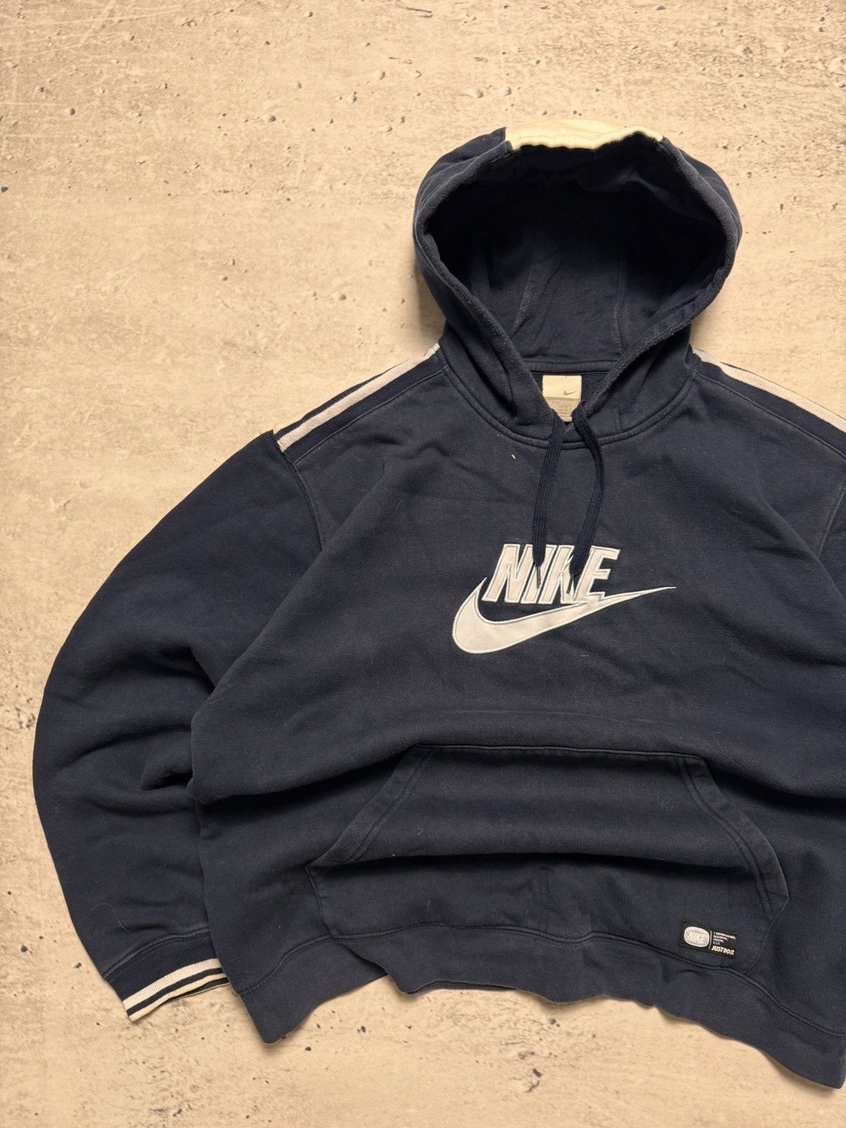 Nike × Vintage NIKE VINTAGE CENTER LOGO OVERSIZE BOXY HOODIE Size US L / EU 52-54 / 3 - 2 Thumbnail