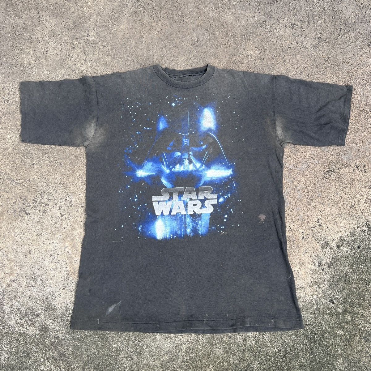Vtg. 90s Star Wars Movie Darth Vader Tee Faded Thrashed