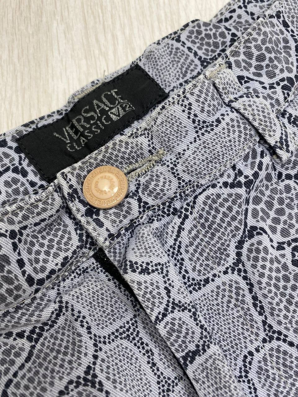 Versace × Versace Jeans Couture × Vintage Vintage Versace Jeans Pants print snake Size 29" - 5 Thumbnail