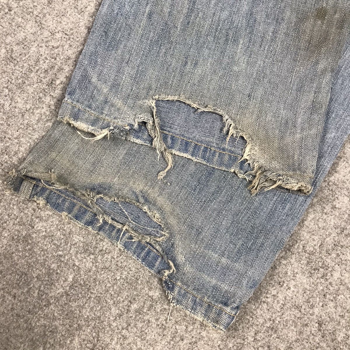 Japanese Brand JAPANESE BRAND JAPAN STYLE DISTRESSED PANTS Size US 32 / EU 48 - 12 Thumbnail