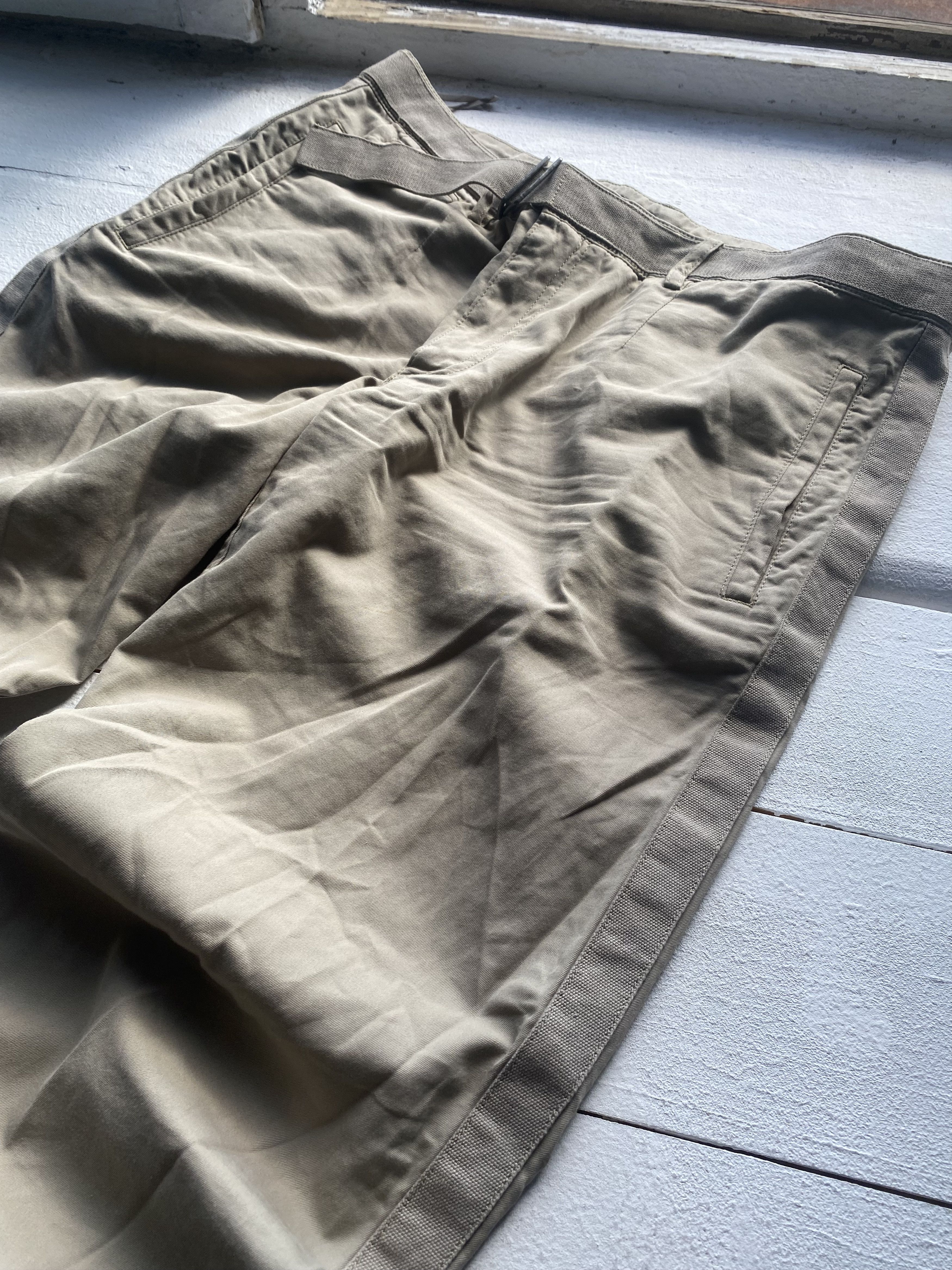Dolce & Gabbana × Vintage 90s Dolce Gabbana Beige Striped Belted Designer Pants 34 Size US 34 / EU 50 - 4 Thumbnail