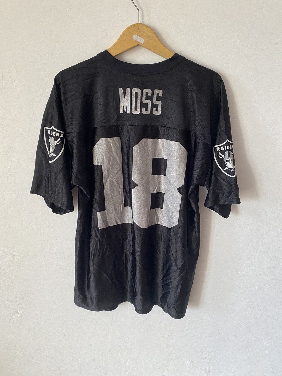 NFL Vintage 90s Oakland Raiders Pro Player L Size US L / EU 52-54 / 3 - 6 Thumbnail