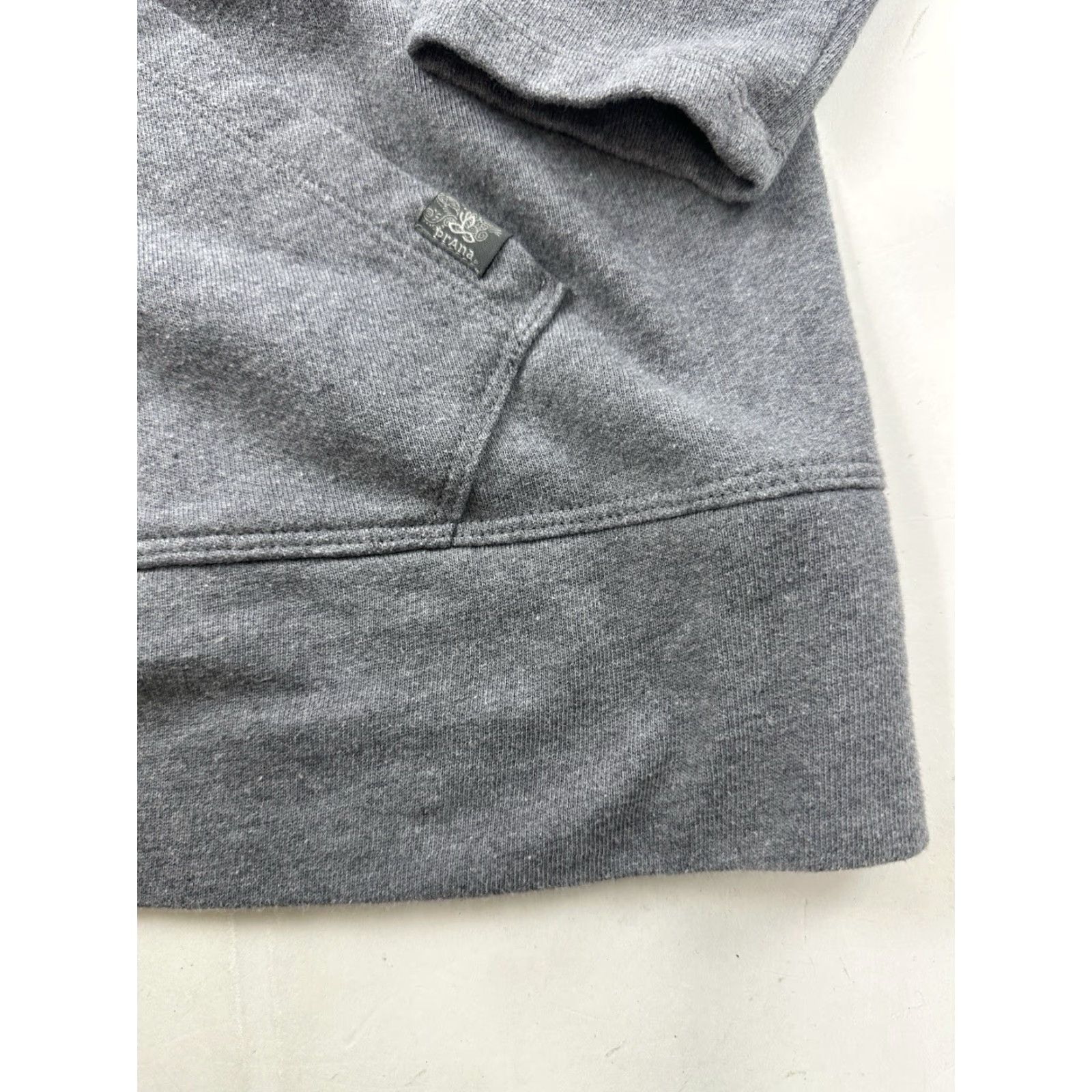 Prana Prana Sweater Womens Large Gray Cardigan Open Front Centerpiece Wrap Sweatshirt Size M / US 6-8 / IT 42-44 - 2 Thumbnail