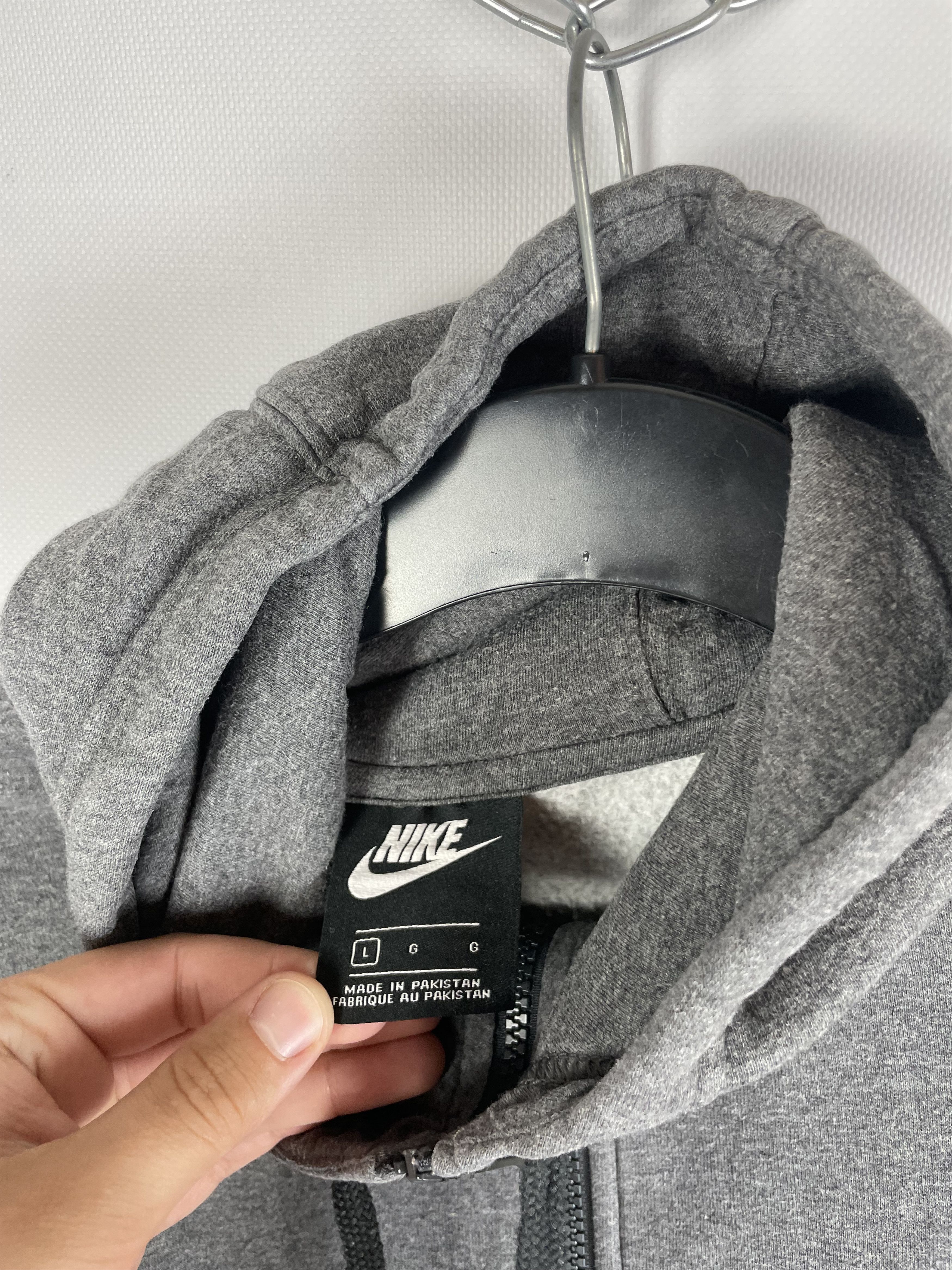 Nike Vintage Nike Zip Hoodie Y2K Size US L / EU 52-54 / 3 - 5 Thumbnail