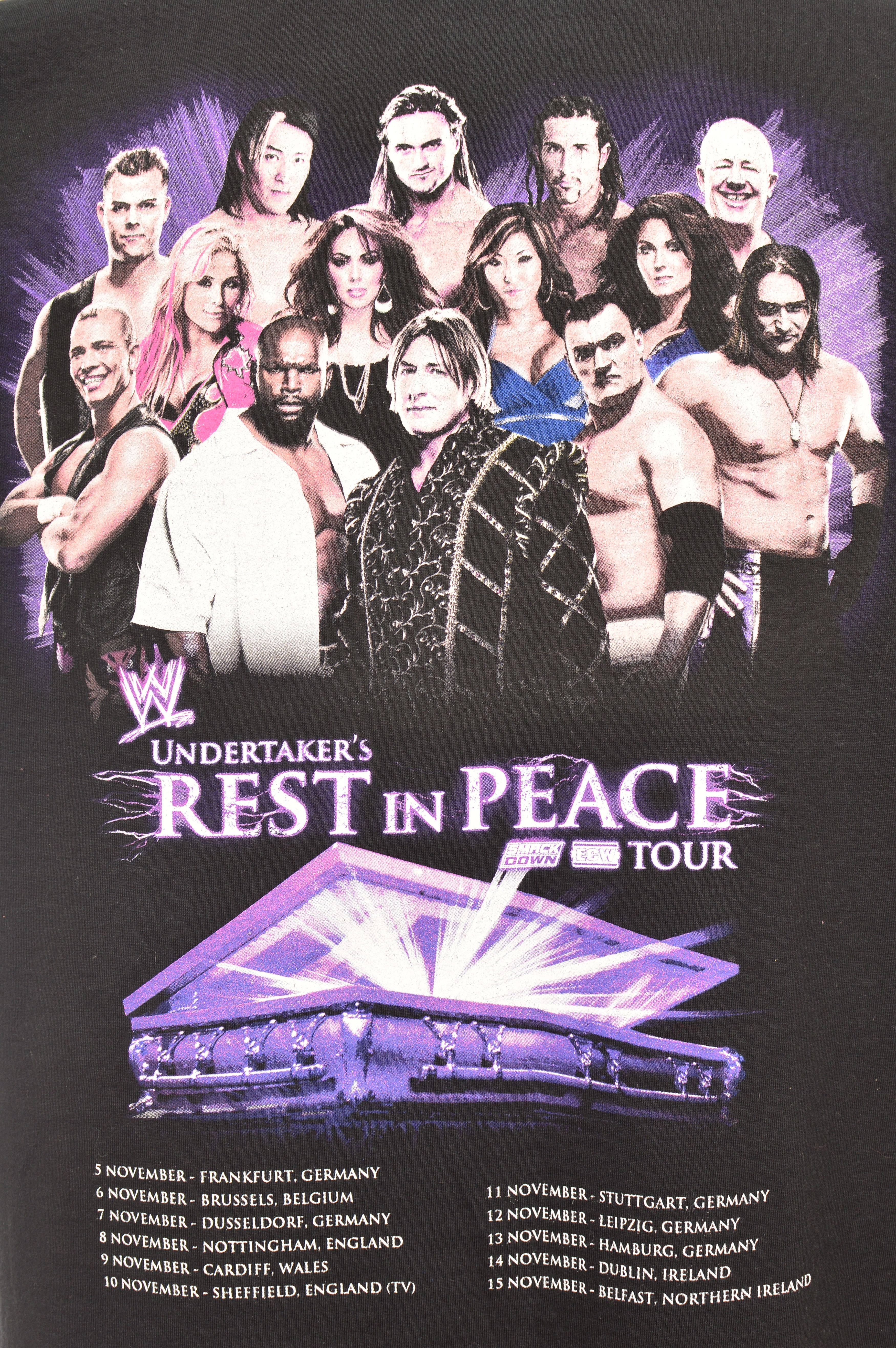 WWE WWE Vintage Undertaker's Rest In Peace Tour Graphic T-Shirt Size US M / EU 48-50 / 2 - 2 Thumbnail