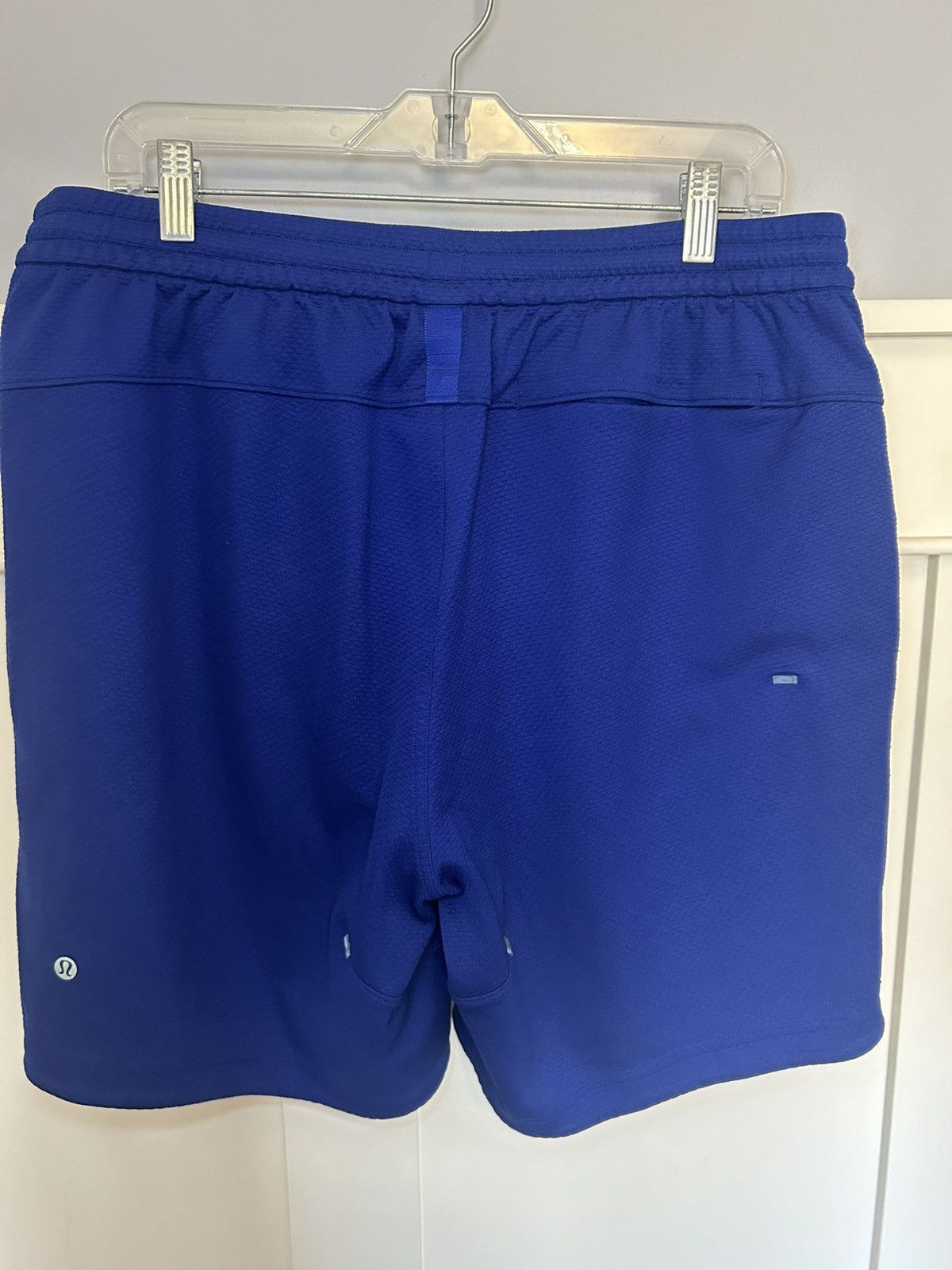 Lululemon Mens Lululemon activewear shorts Size US 34 / EU 50 - 2 Thumbnail