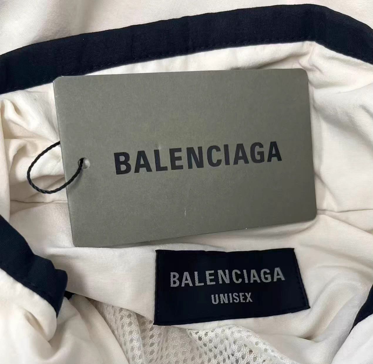 Balenciaga Balenciaga colorblocked logo unisex white jacket XS Size US XS / EU 42 / 0 - 5 Thumbnail