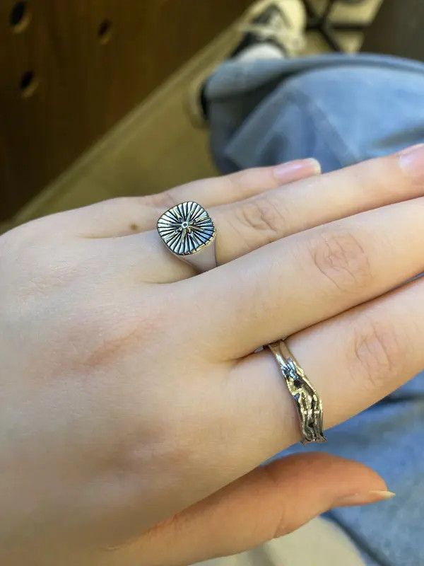 Jewelry SIZE 8 Sterling Silver Signet Ring Vintage Star Fine Size ONE SIZE - 2 Thumbnail