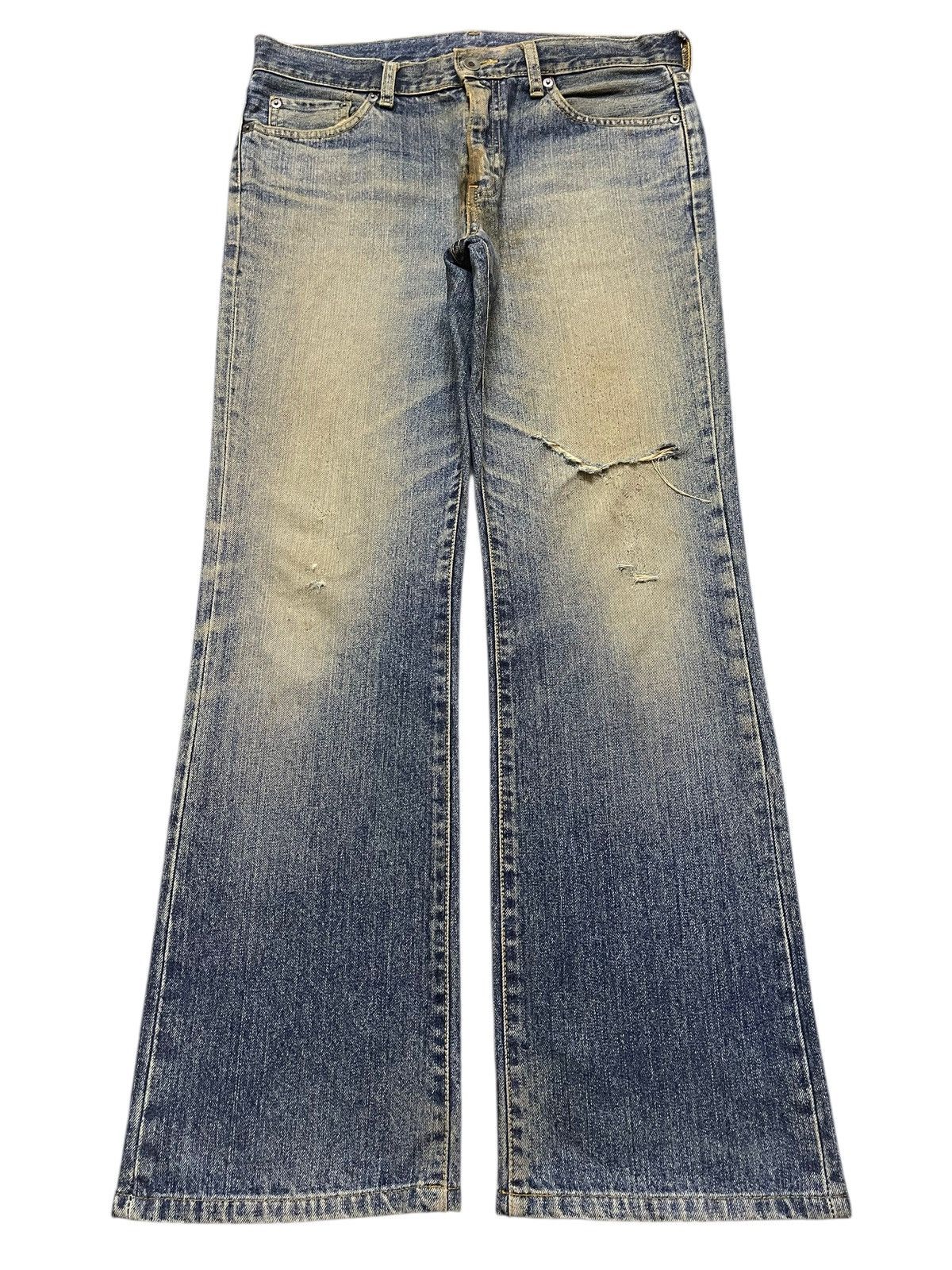 Uniqlo Vintage Japanese Uniqlo Mud Wash Distress Bootcut Jeans Size US 32 / EU 48 - 1 Thumbnail
