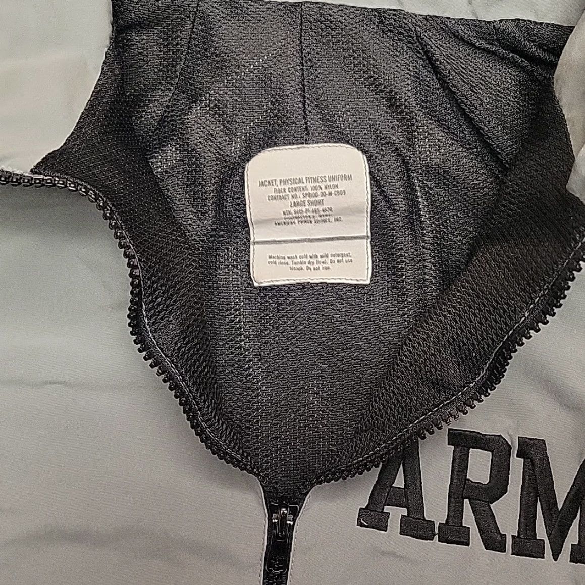 Vintage Army Jacket Mens L Short Gray Physical Fitness Uniform Military PT USA Windbreaker Zip Long Sleeve Regular Outdoor Running & Jogging Mens Size US 33 - 3 Thumbnail