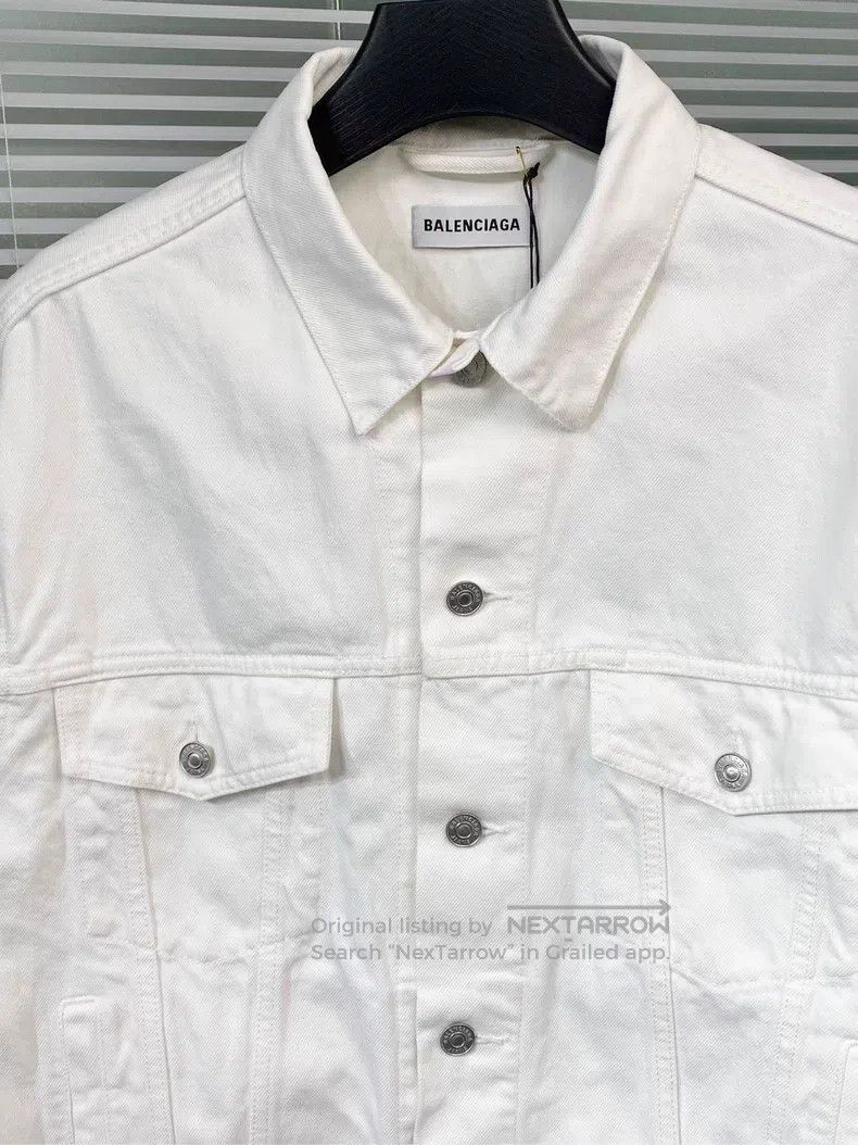 Balenciaga Balenciaga Distressed Denim Jacket Size XS / US 0-2 / IT 36-38 - 3 Thumbnail