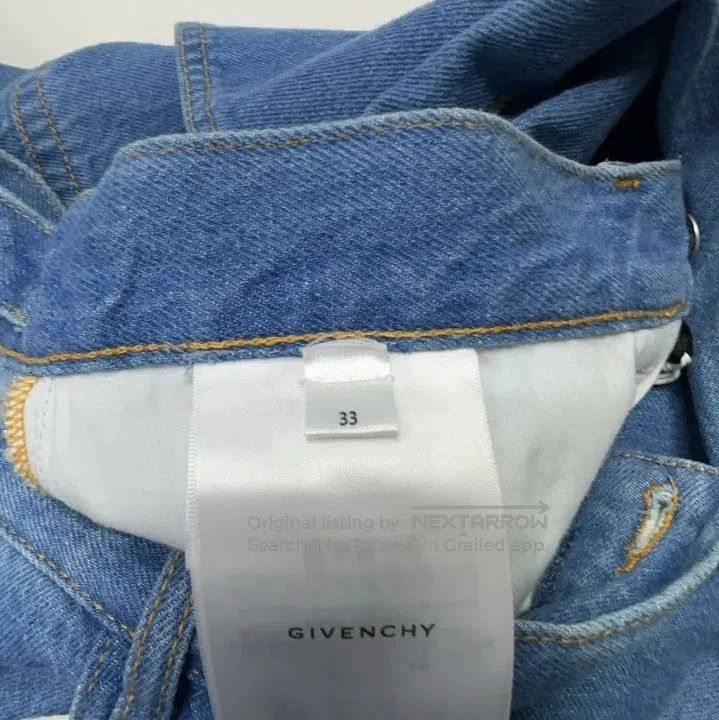 Givenchy Givenchy FW24 Logo Rivet Mid-Rise Straight Jeans. Size US 33 - 3 Thumbnail