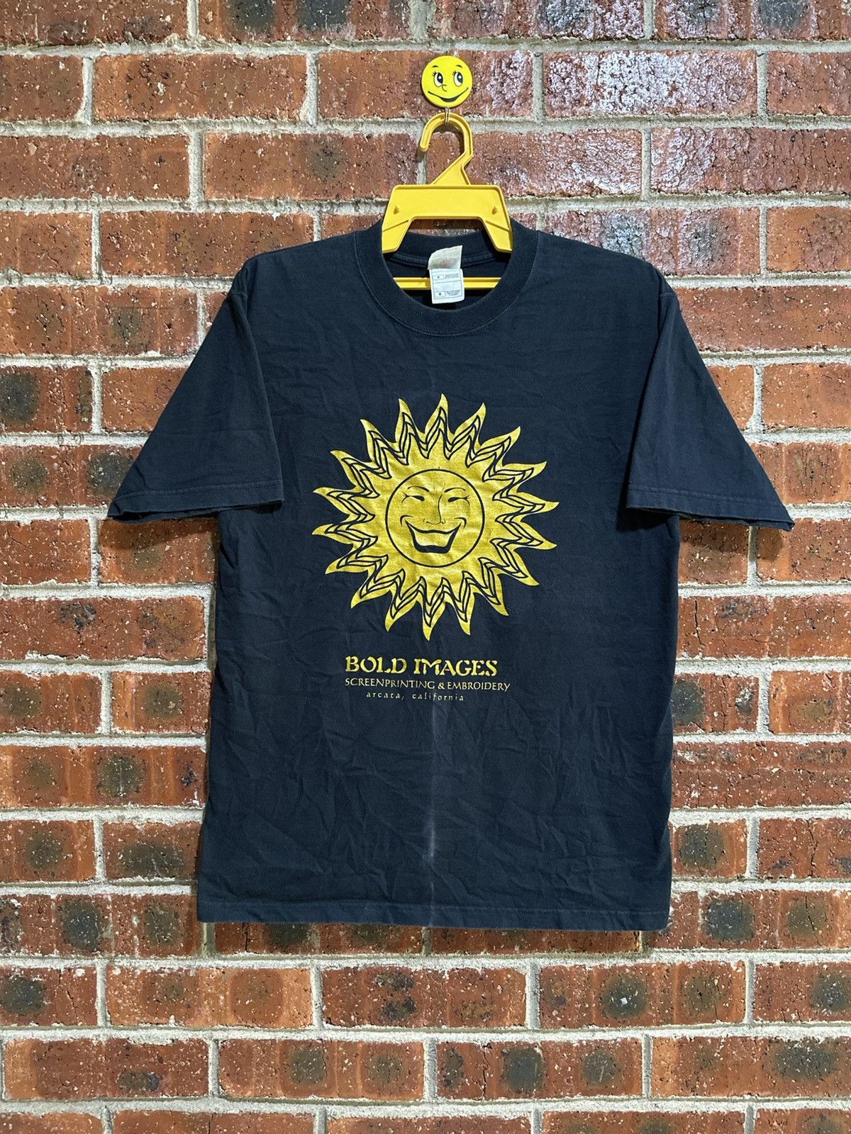 Fruit Of The Loom × Vintage Vintage Bold Images Sun Smiley Faded Tee Size US M / EU 48-50 / 2 - 1 Thumbnail