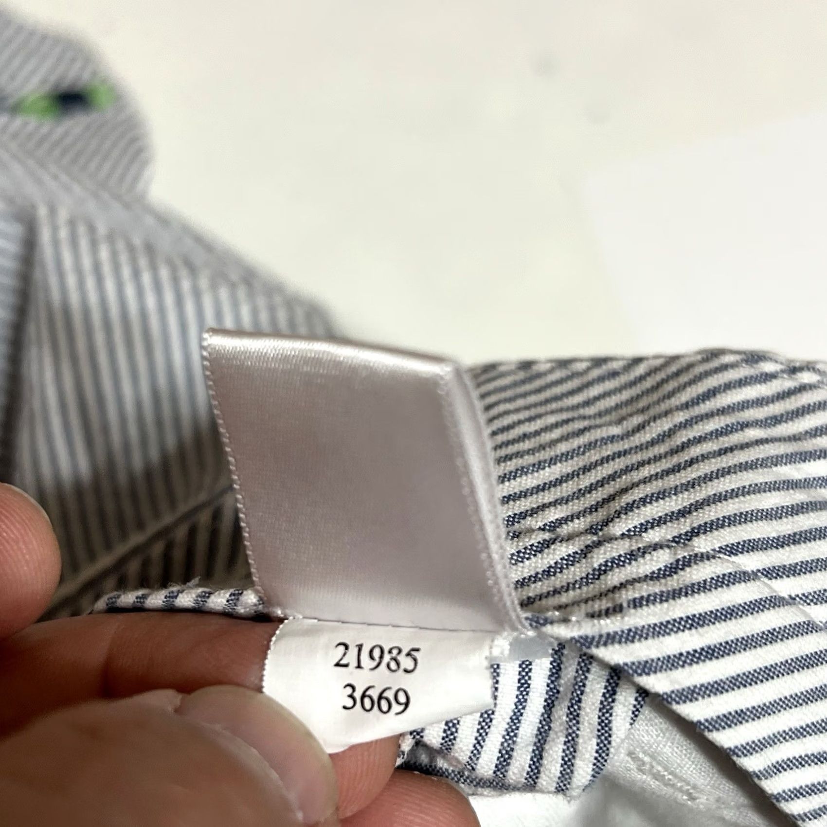 Southern Tide VINTAGE? No. Size US 40 / EU 56 - 7 Thumbnail