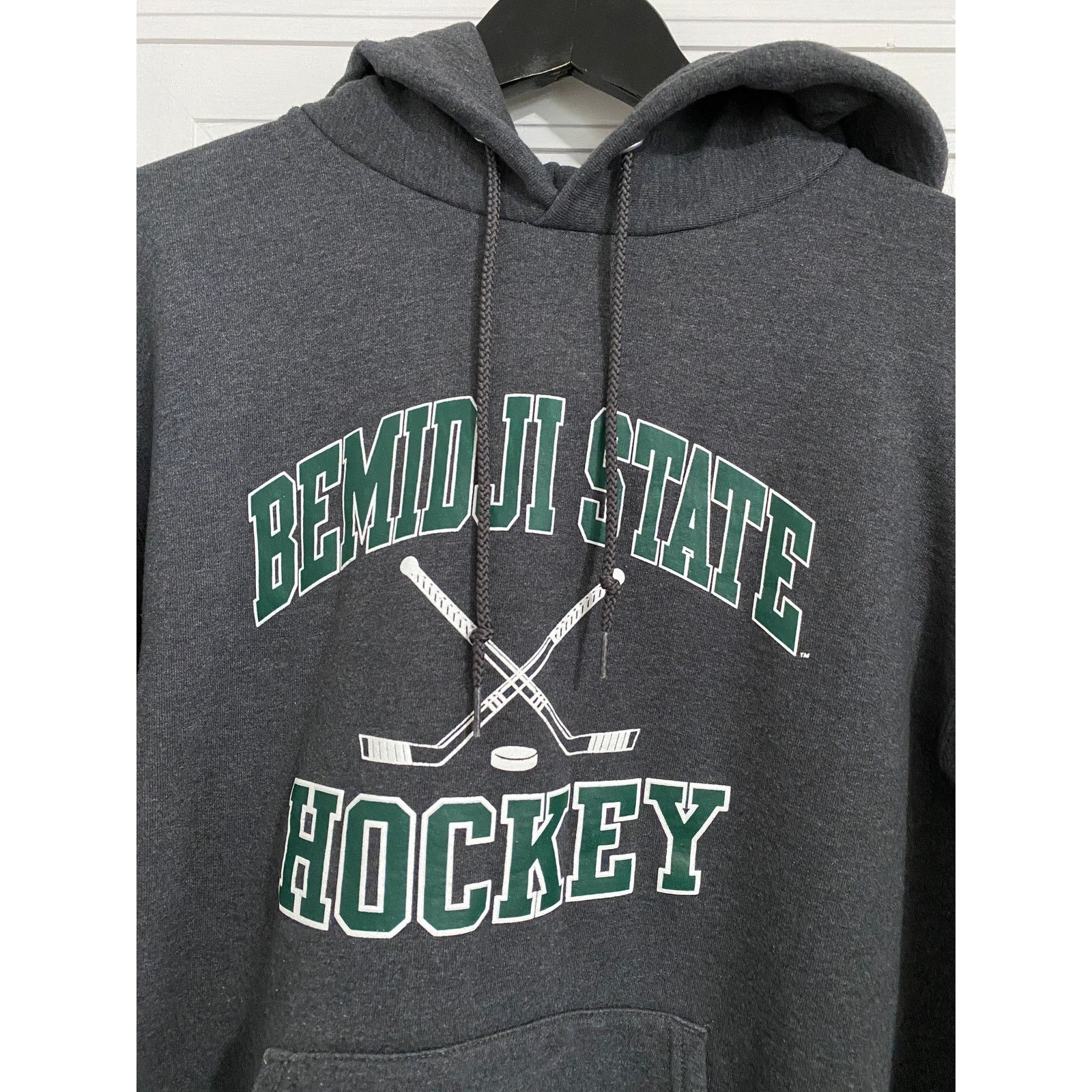 Champion Bemidji State Beavers Hockey Hoodie Sweatshirt Size Medium Size US M / EU 48-50 / 2 - 2 Thumbnail