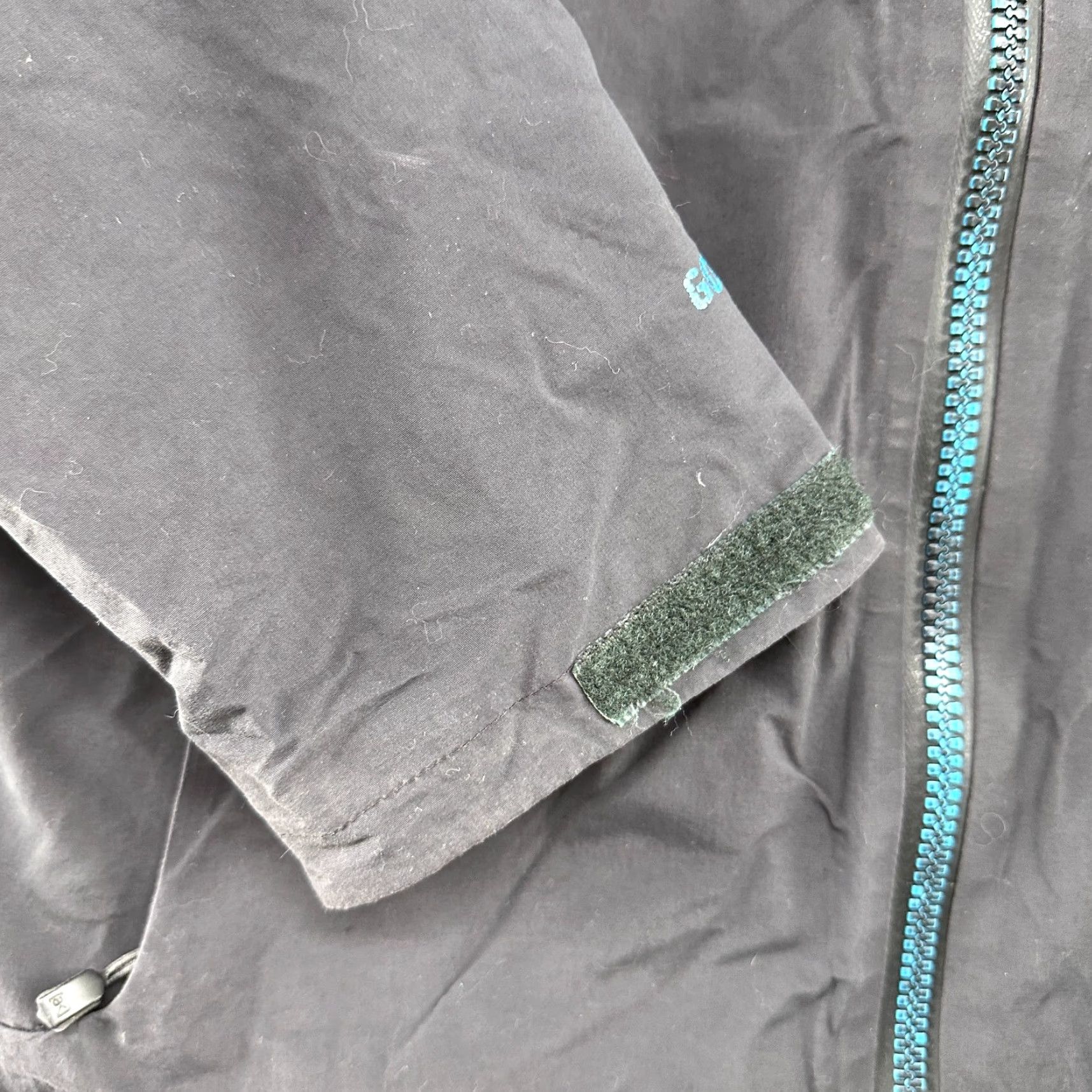 Burton Burton Jacket Men M Black Goretex Hooded Full Zip Performance Shell Rain Coat Size US M / EU 48-50 / 2 - 2 Thumbnail