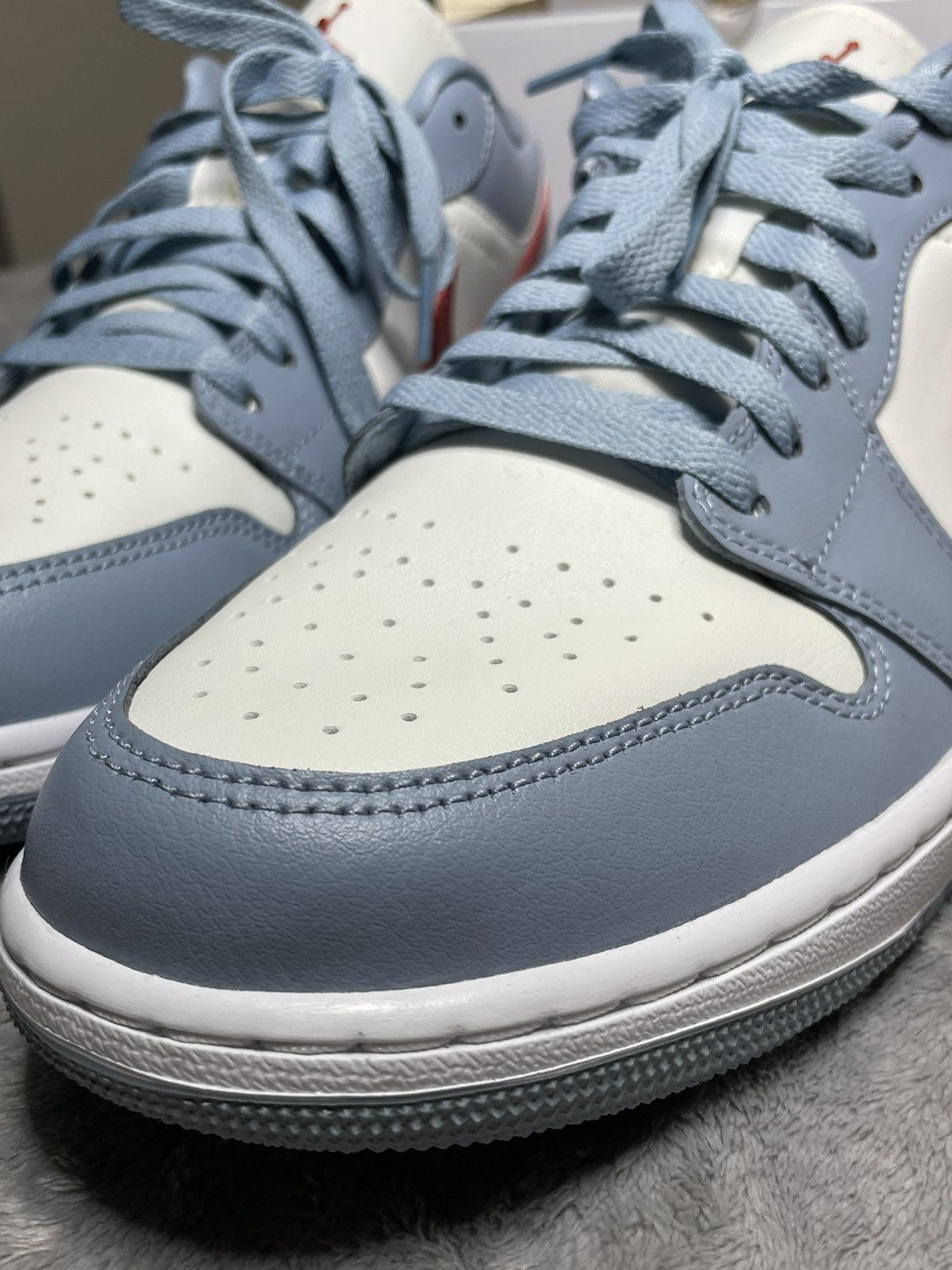 Nike Air Jordan 1 low Size US 10 / EU 43 - 6 Thumbnail